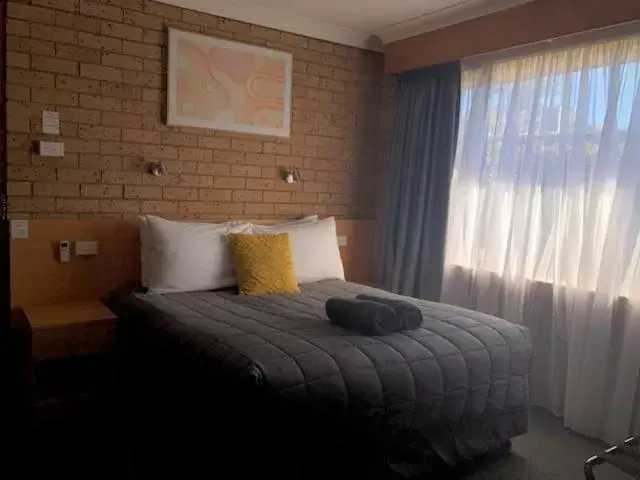 Bed in Muswellbrook Motor Inn