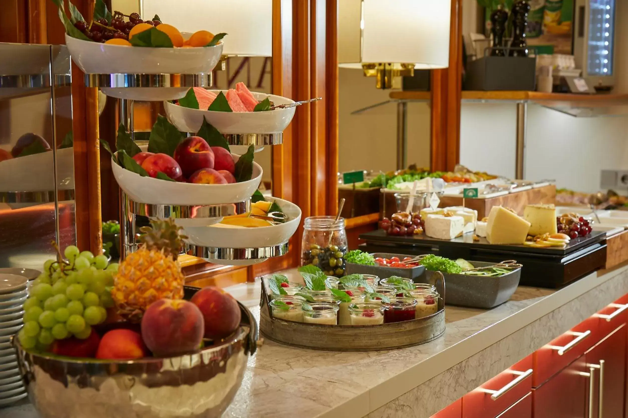 Food and drinks, Food in Hotel Metropol by Maier Privathotels