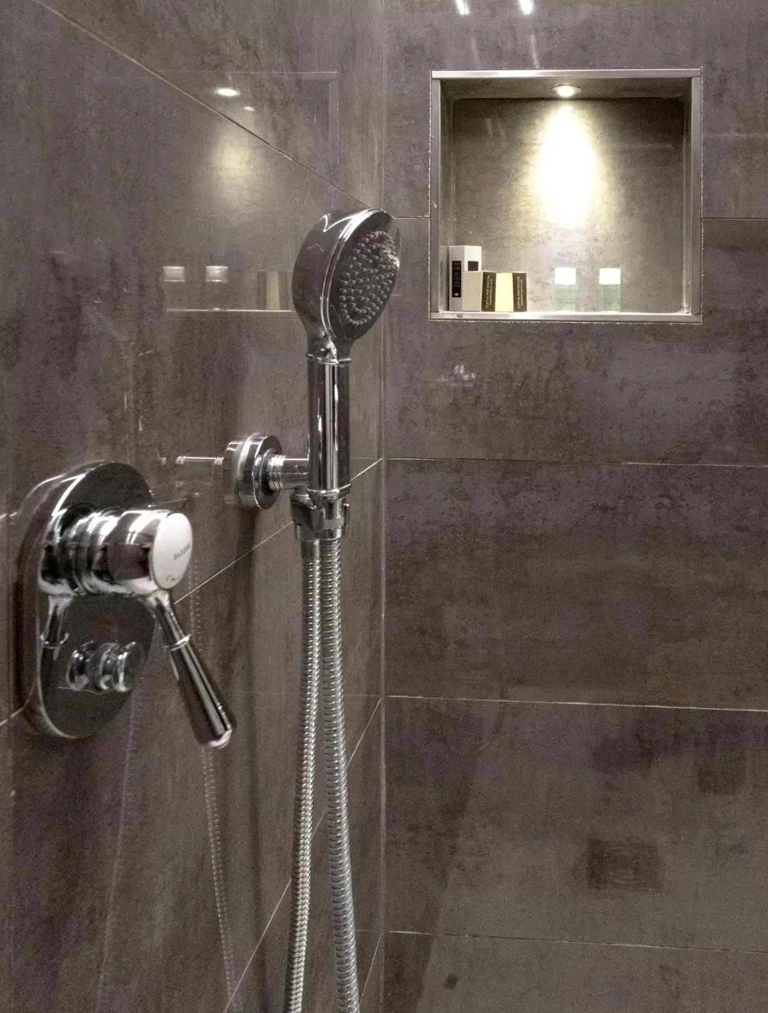 Shower, Bathroom in Residence Poli Venezia