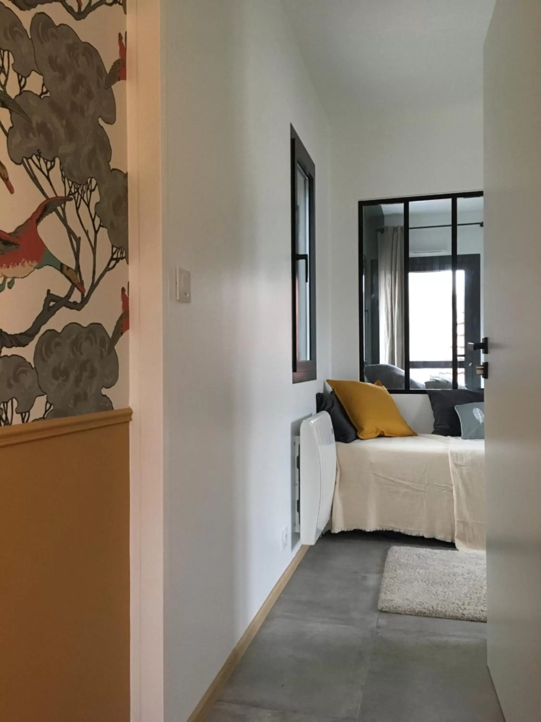 Living room in La Suite de l'Abbaye - climatisation et petit dej