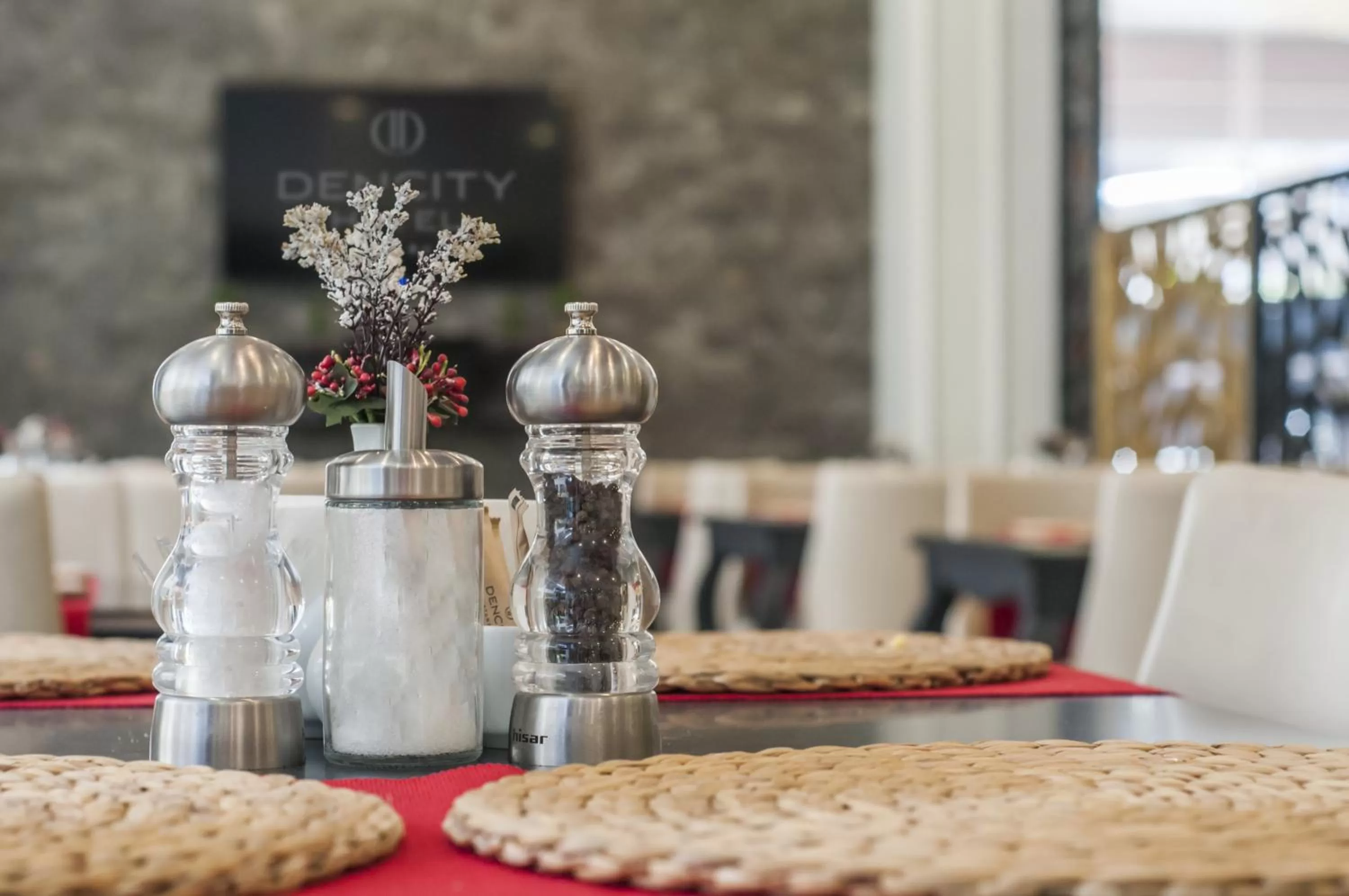 Food and drinks in Dencity Hotels & Spa