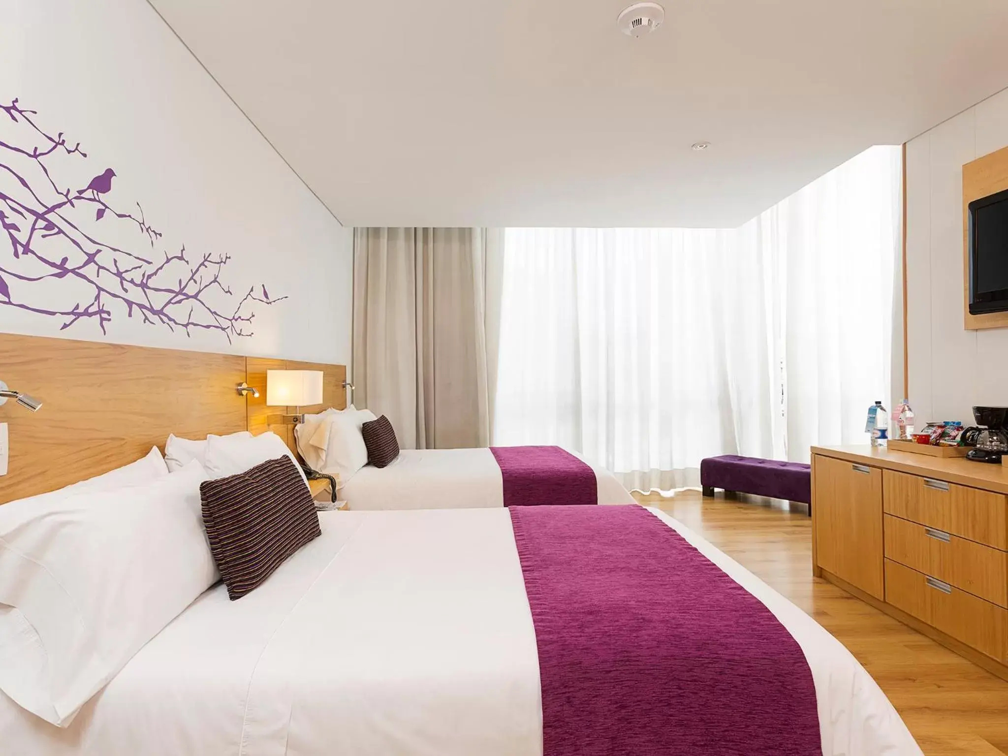 Bedroom, Room Photo in Hotel bh Parque 93