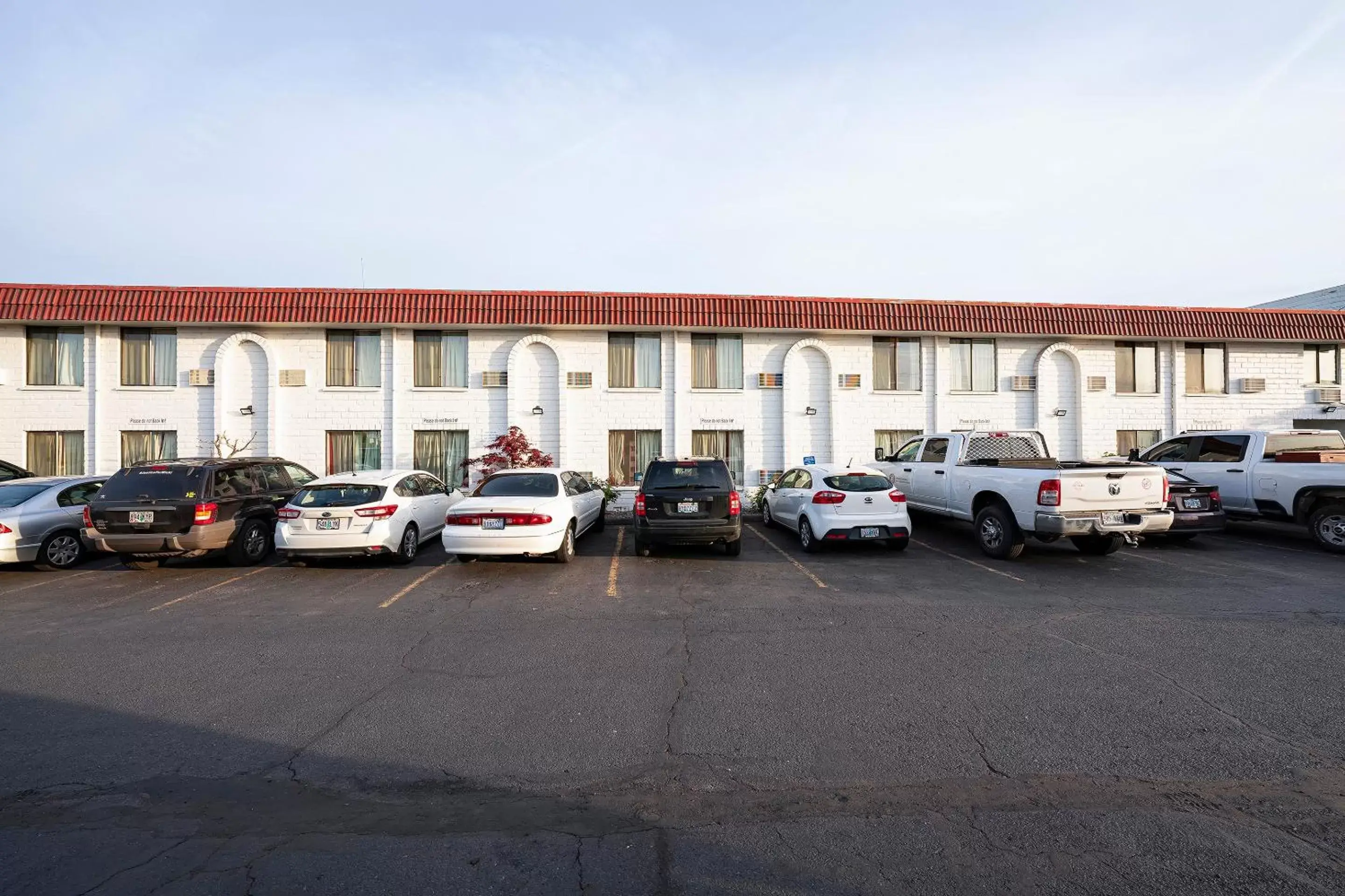 Parking, Property Building in OYO Hotel Hermiston OR, Downtown