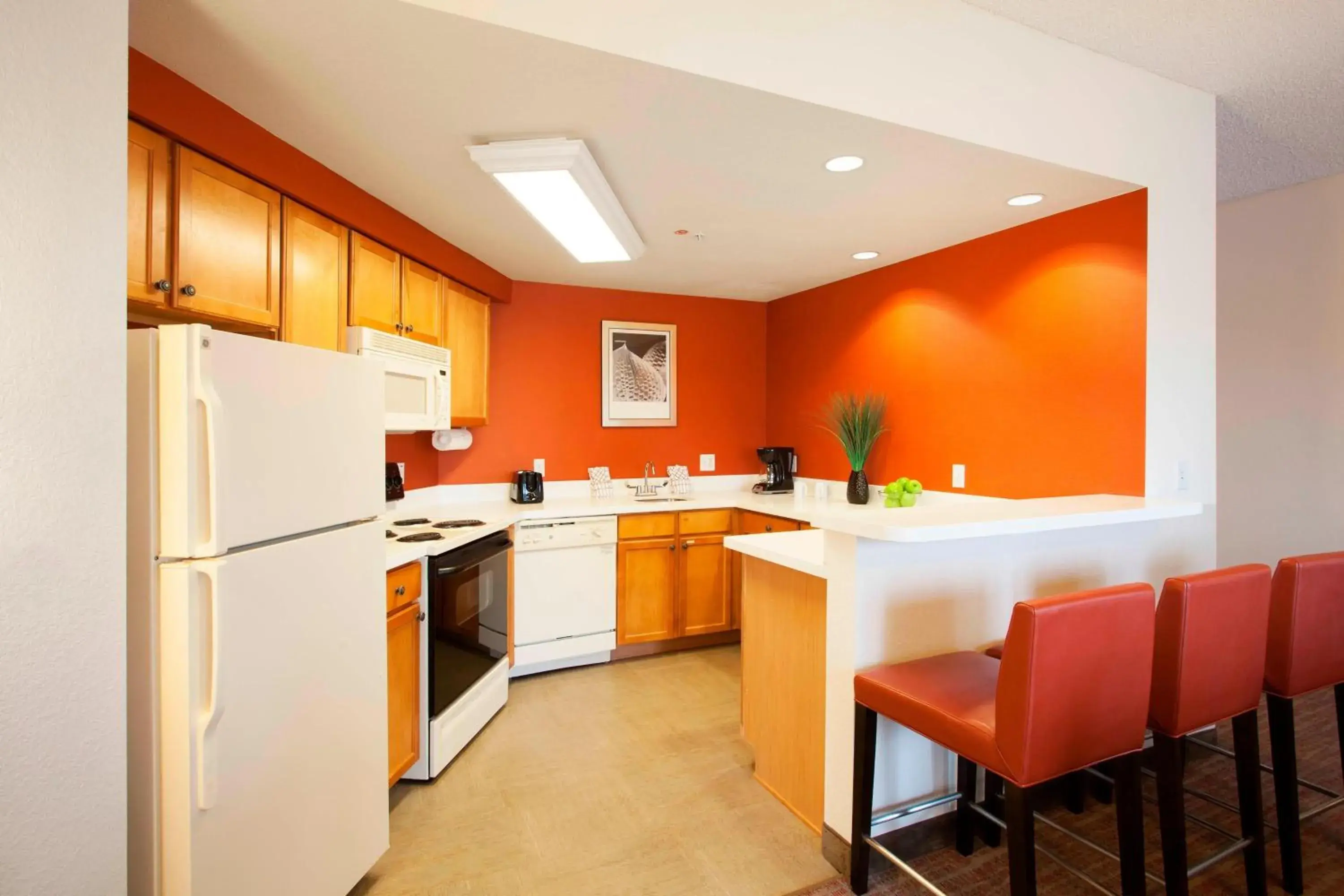 Kitchen or kitchenette, Kitchen/Kitchenette in Residence Inn Phoenix Goodyear