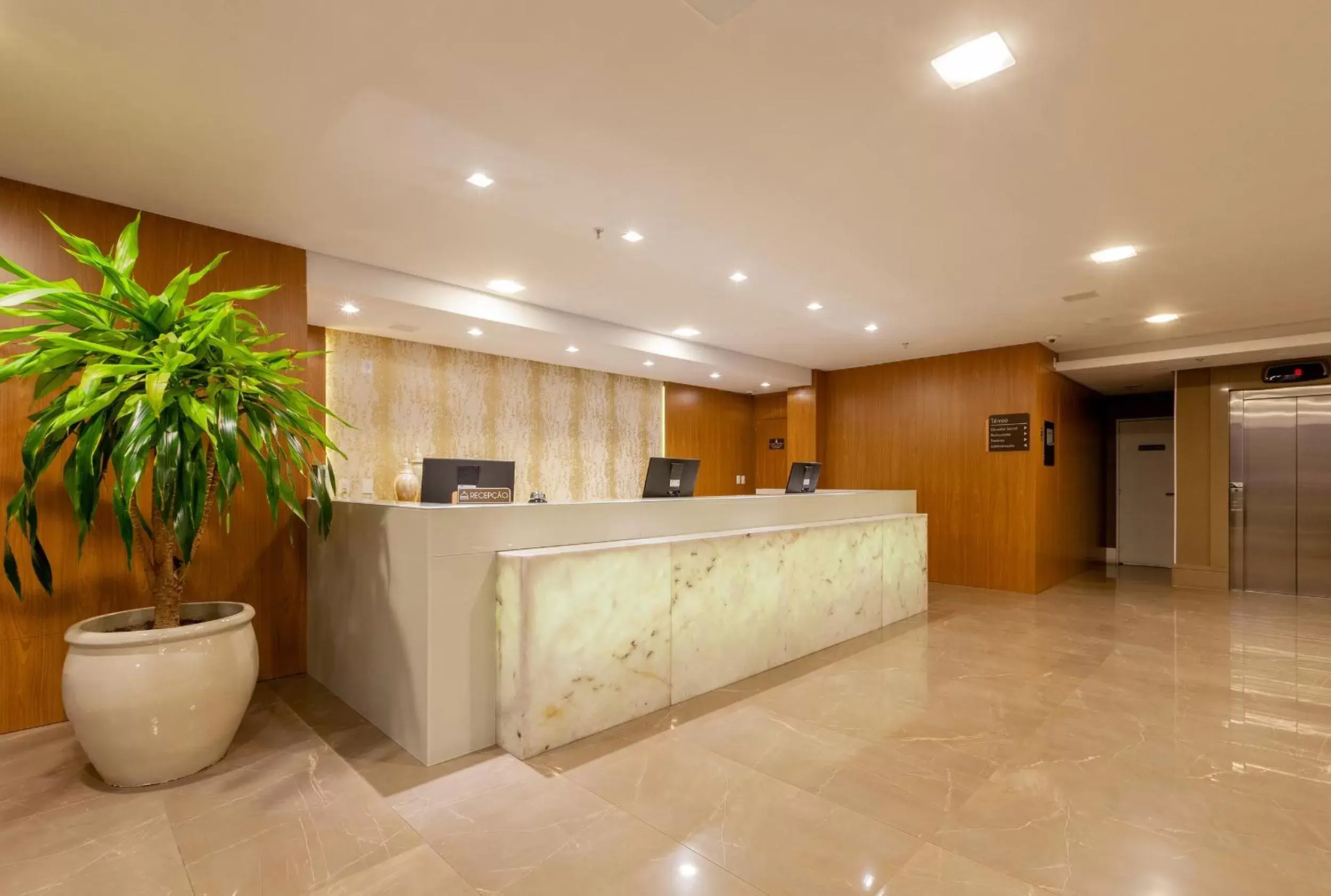 Lobby or reception, Lobby/Reception in Tri Hotel Executive Brusque