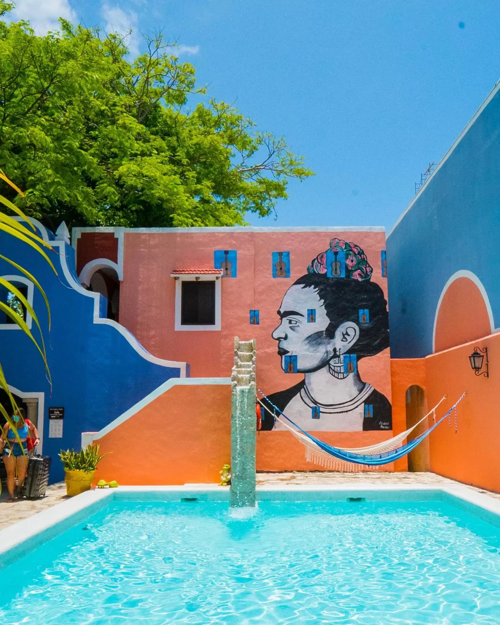 Swimming Pool in Hotel Casa de las Flores