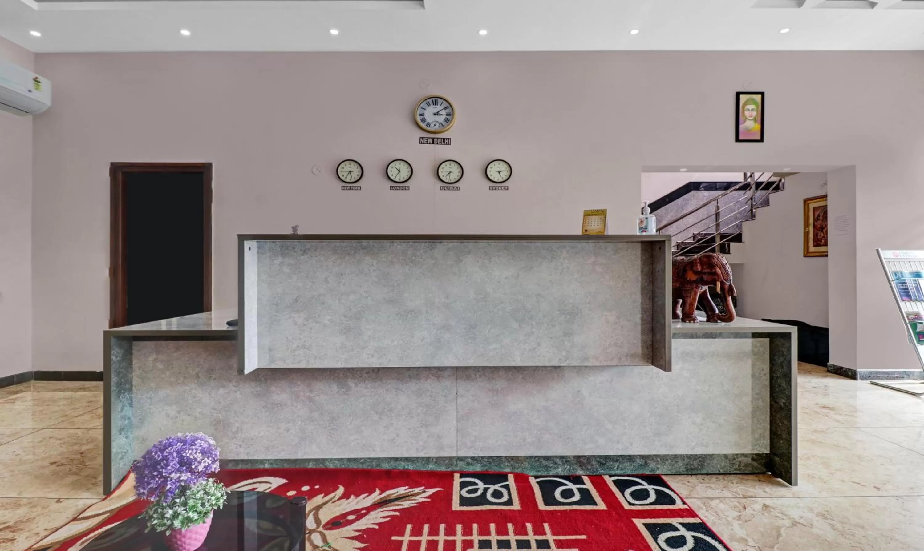 Lobby or reception in Itsy Hotels Kattari Komforts, Chikmagalur