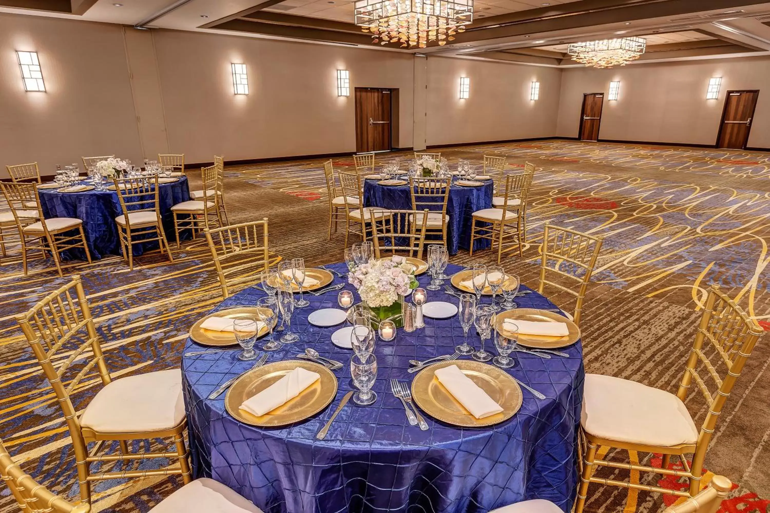 Banquet/Function facilities, Restaurant/Places to Eat in Crowne Plaza Hotel Foster City-San Mateo, an IHG Hotel