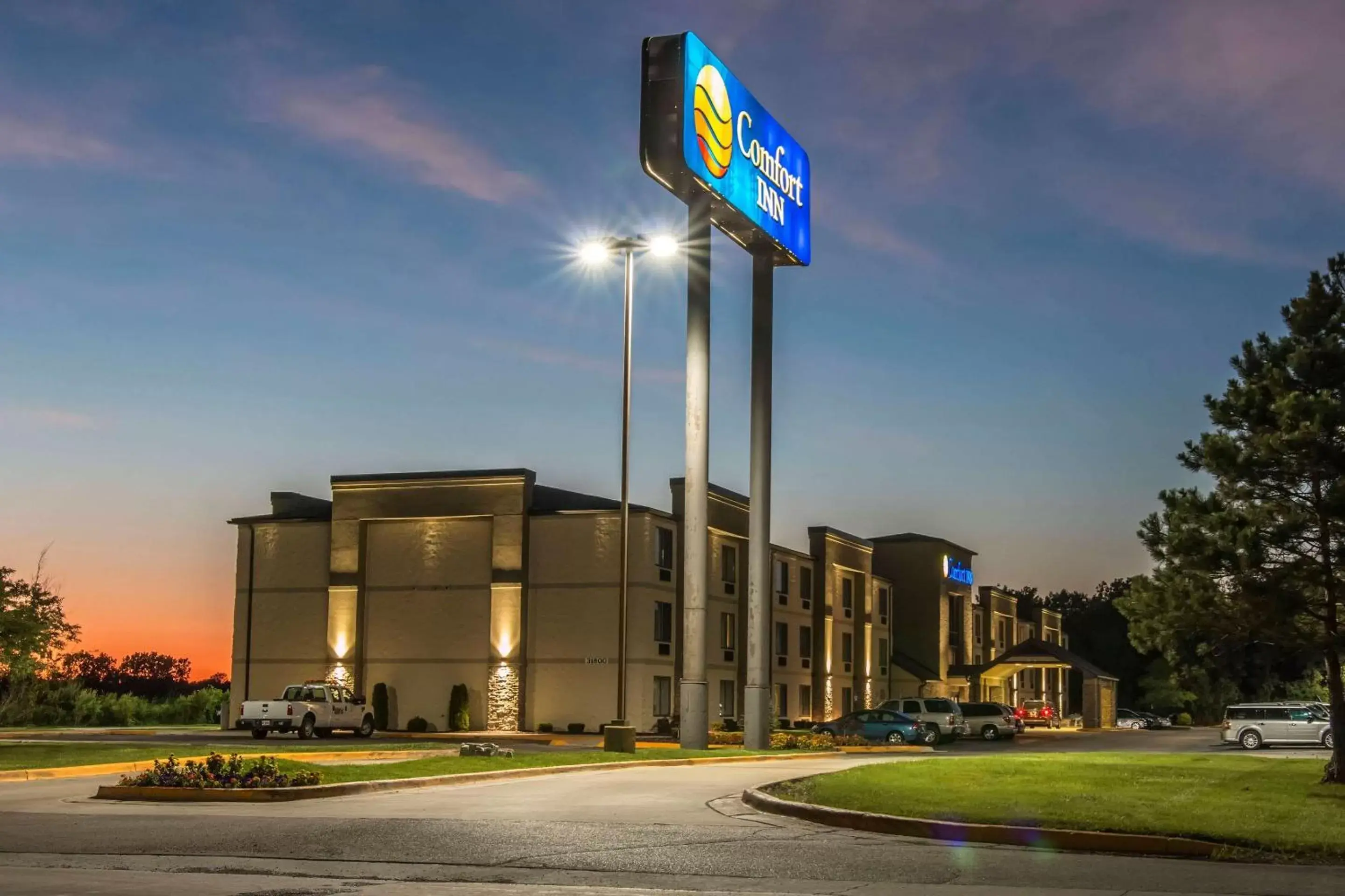 Property Building in Comfort Inn Metro Airport Romulus