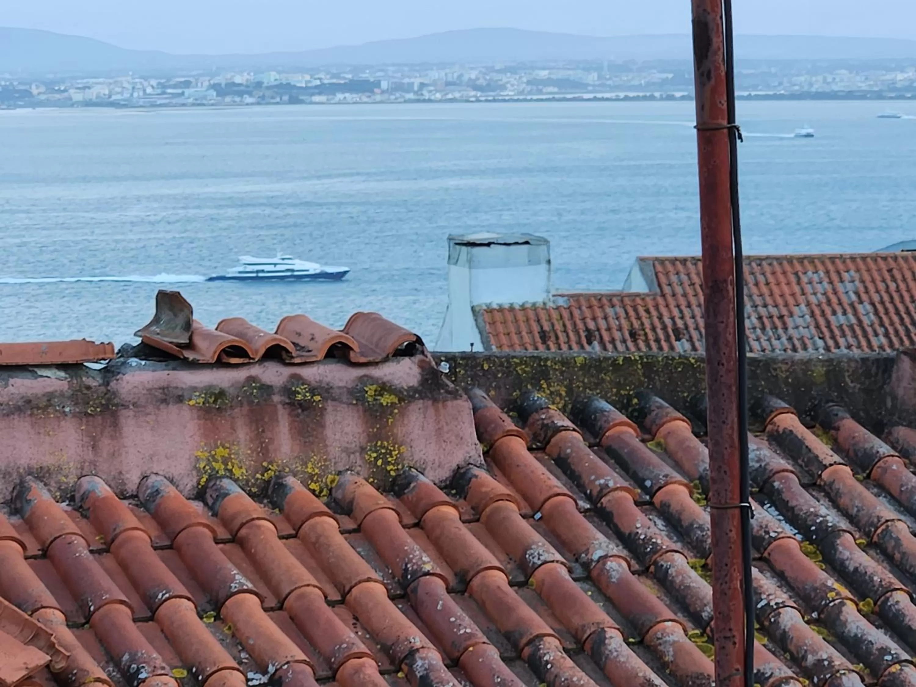 Loios Studios and Apartments