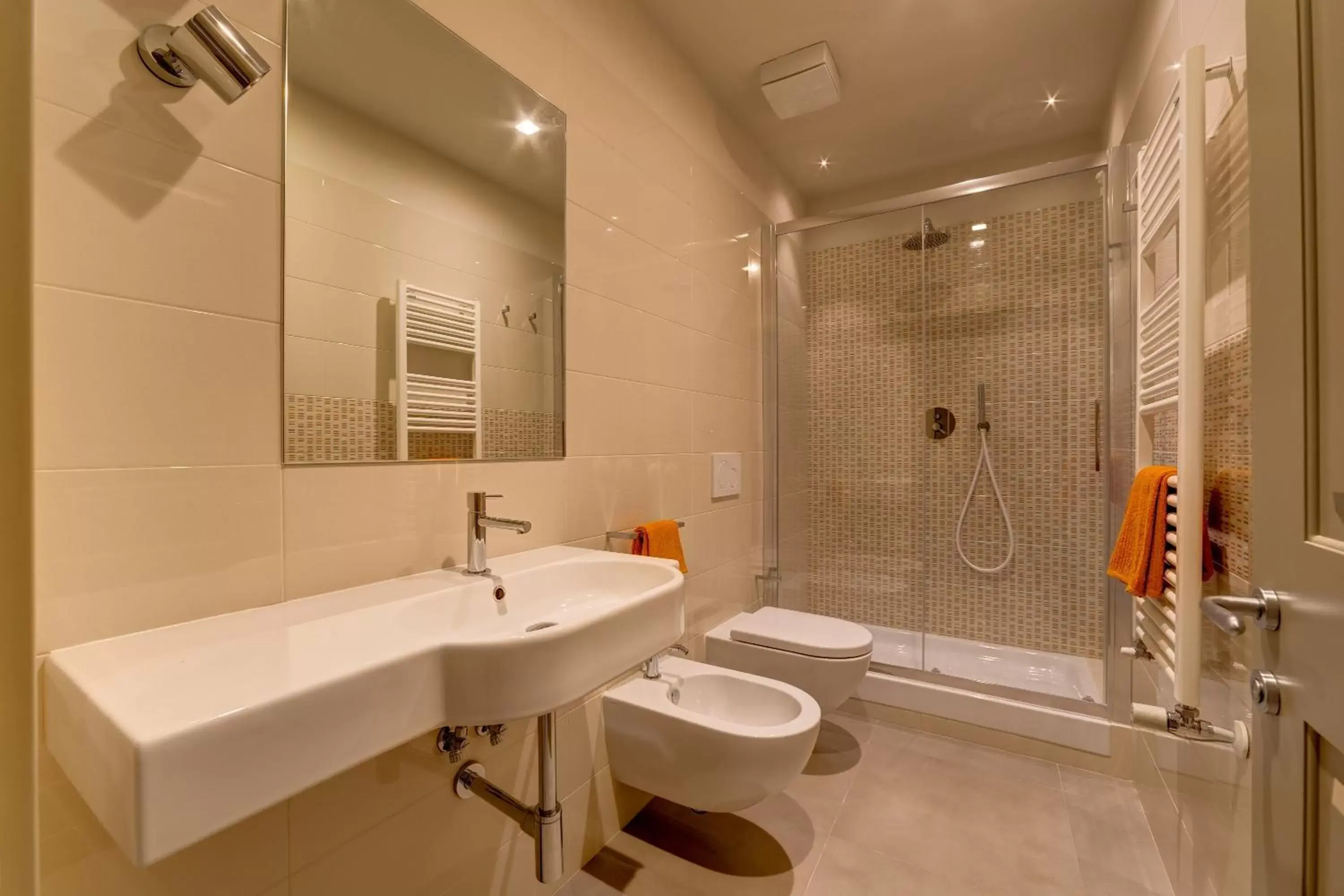 Bathroom in Palazzo Mannaioni Suites