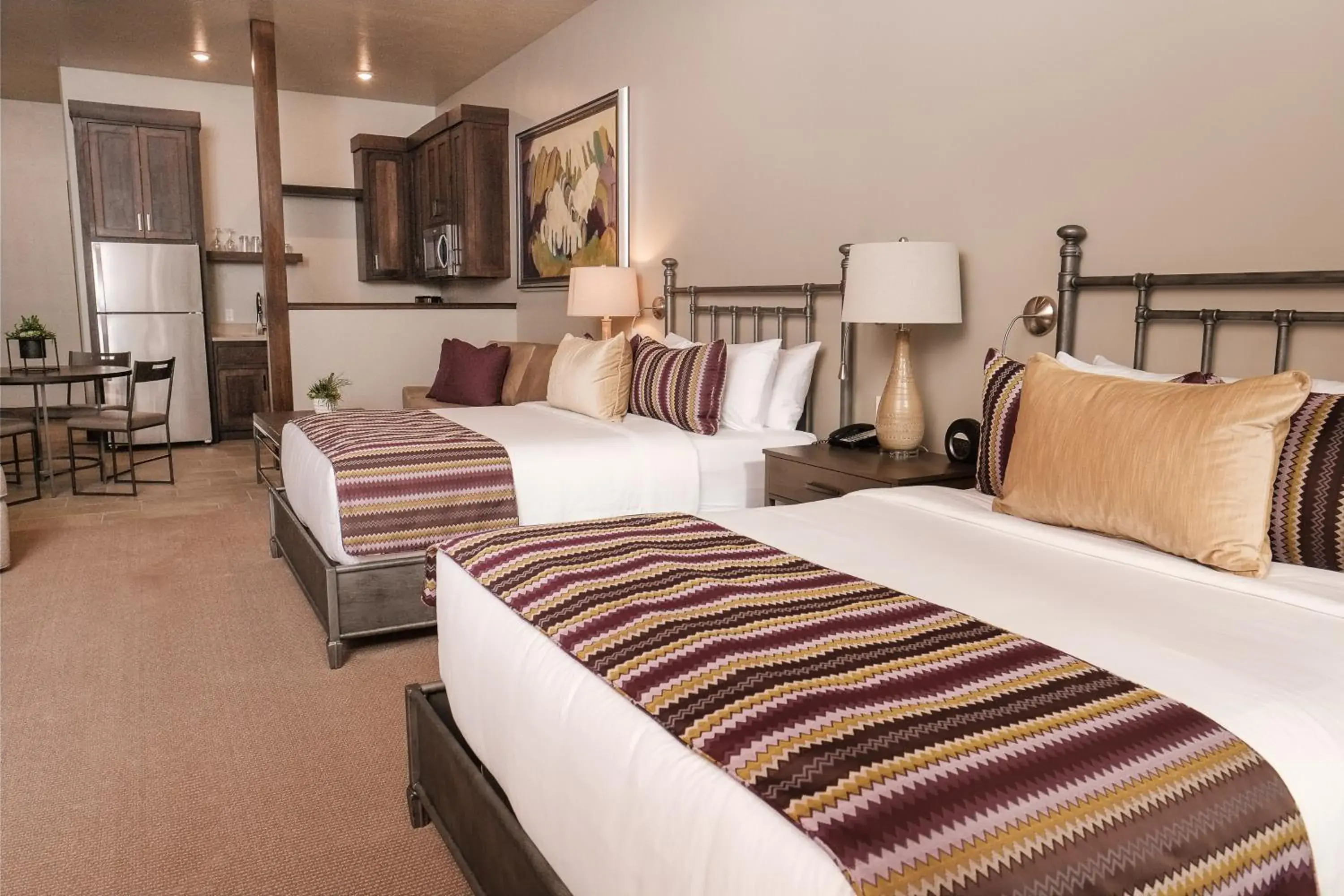 Bed in Cable Mountain Lodge