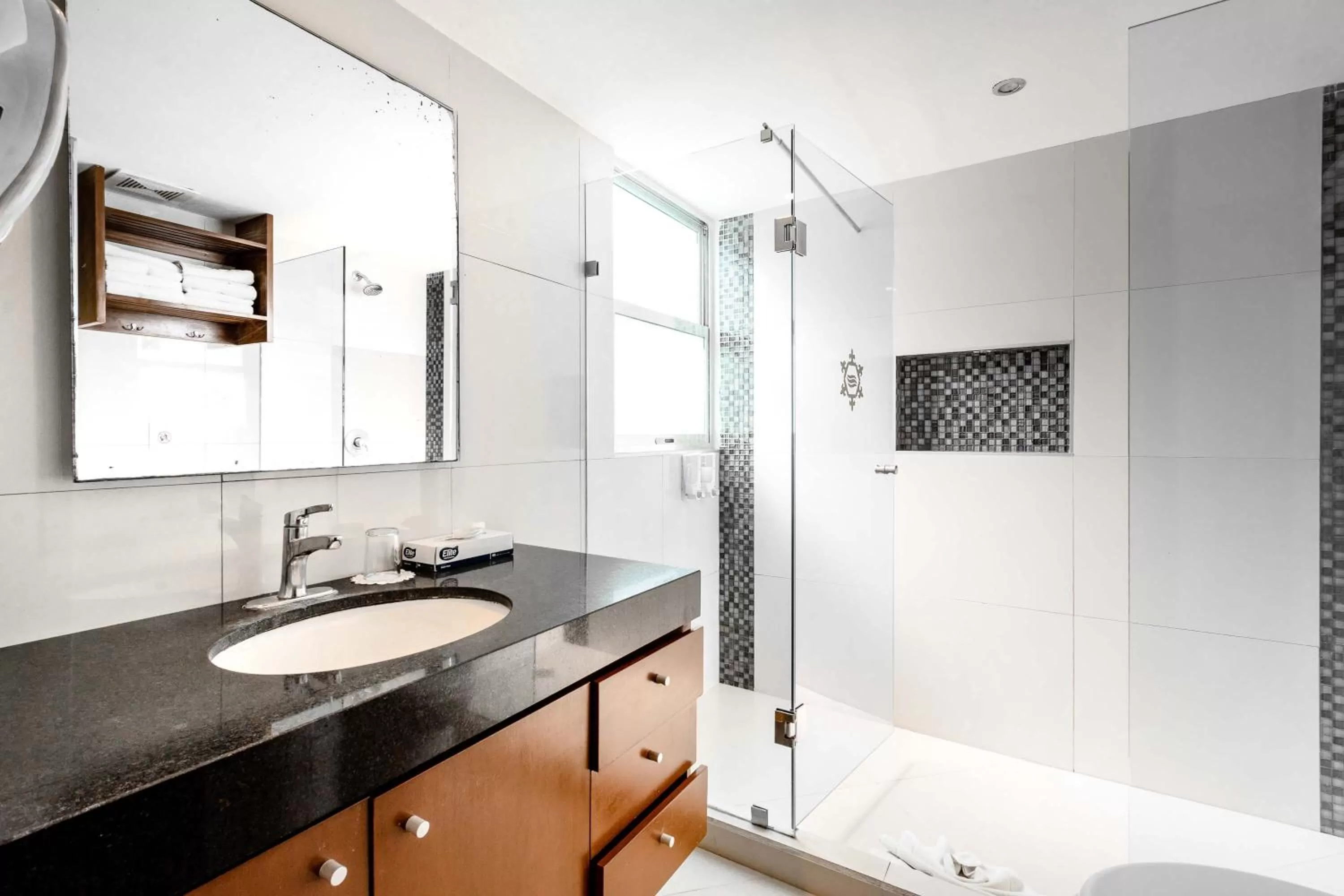 Bathroom in Ocean Dream Cancun by GuruHotel