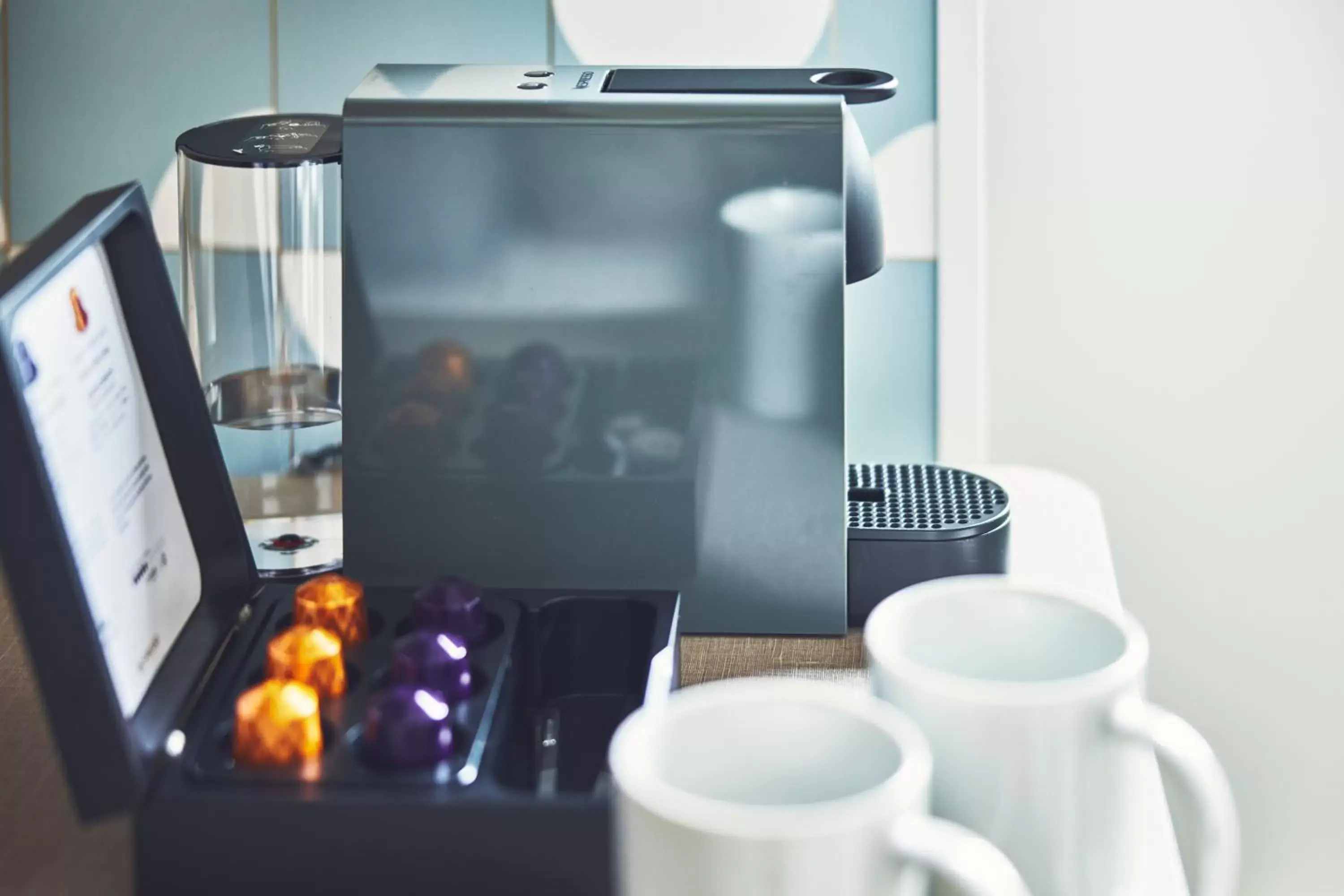 Coffee/tea facilities in Holiday Inn Express Osaka City Centre- Midosuji, an IHG Hotel