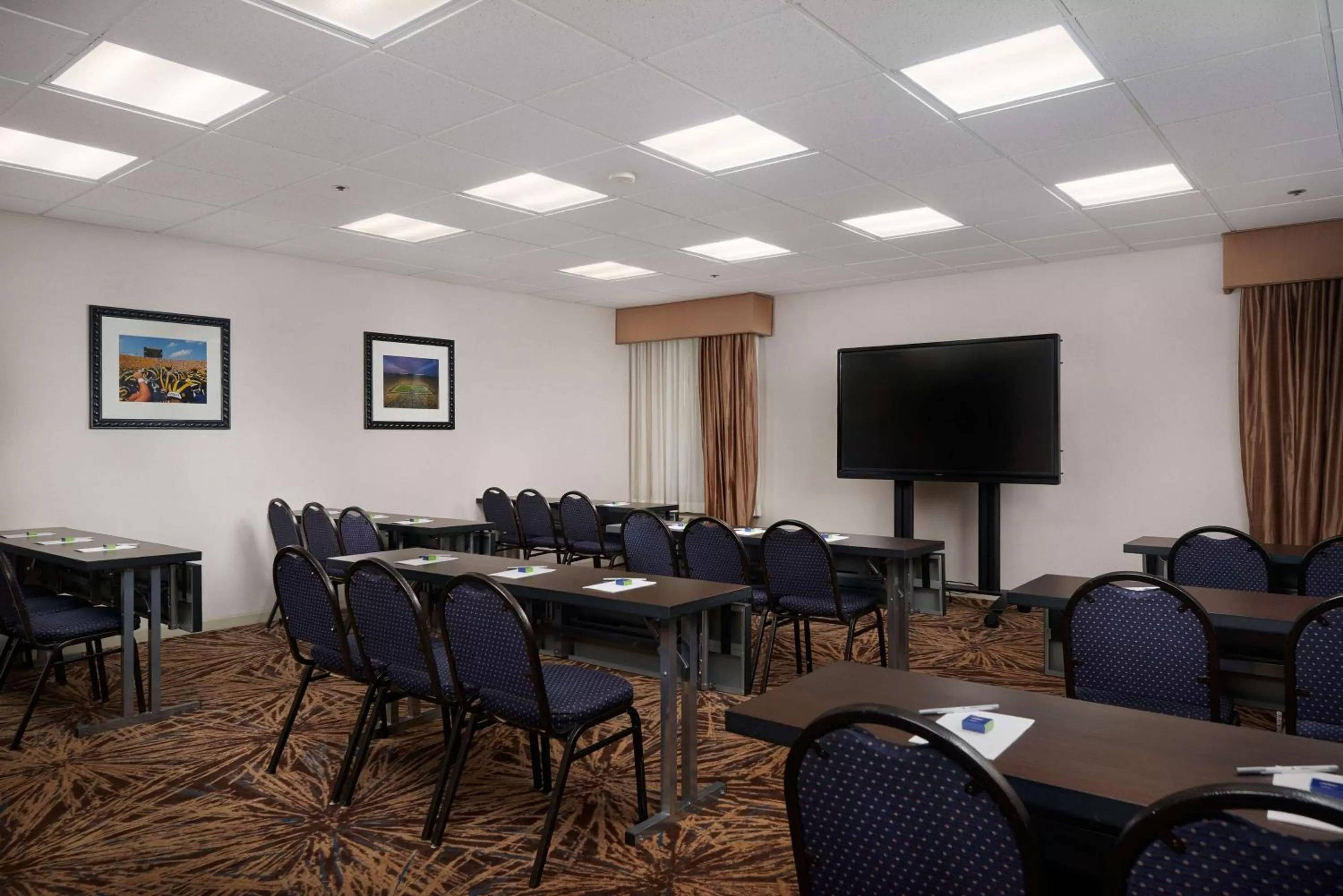 Meeting/conference room in Hampton Inn Ann Arbor-South