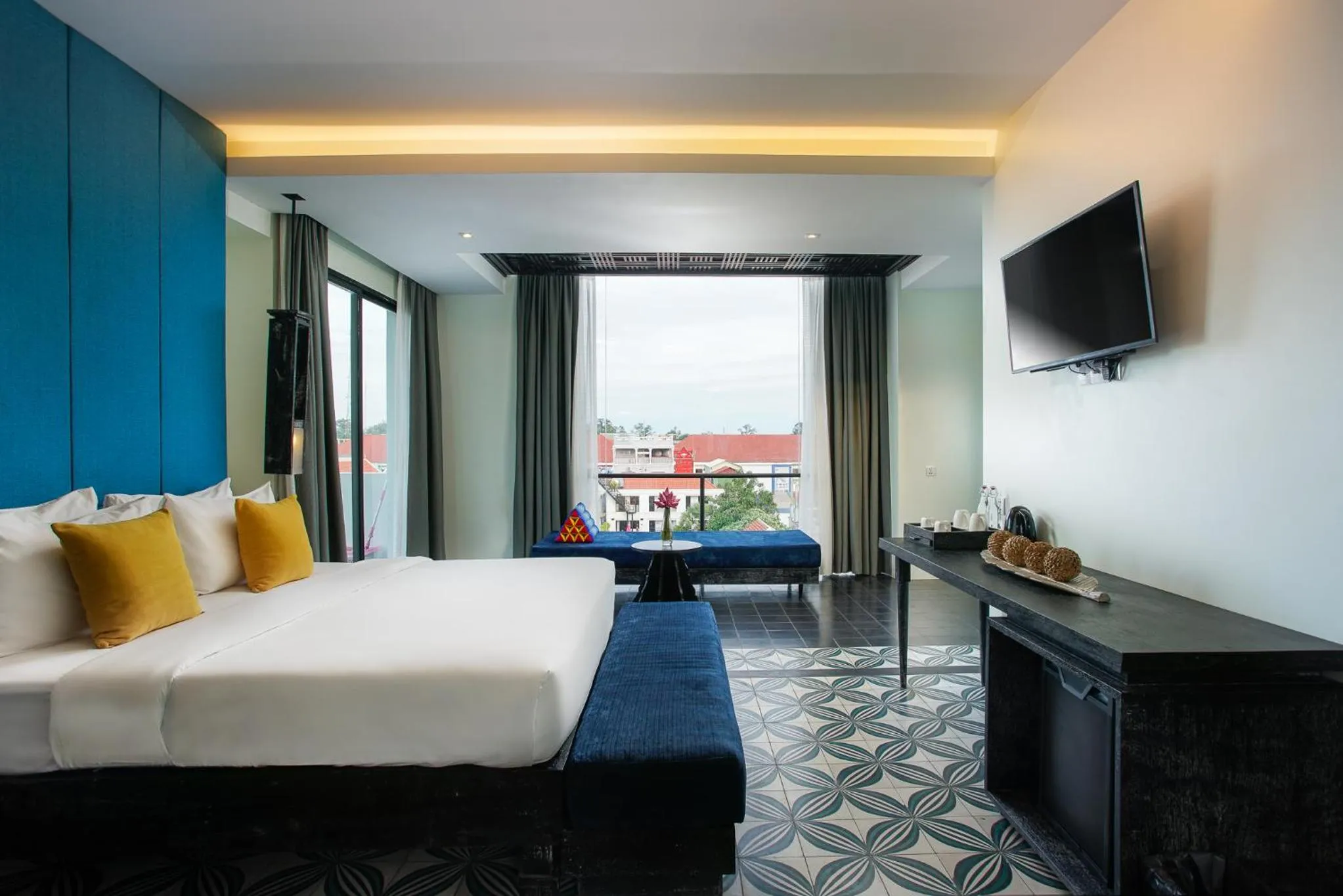 City view, Bed in Monthara Angkor Residence