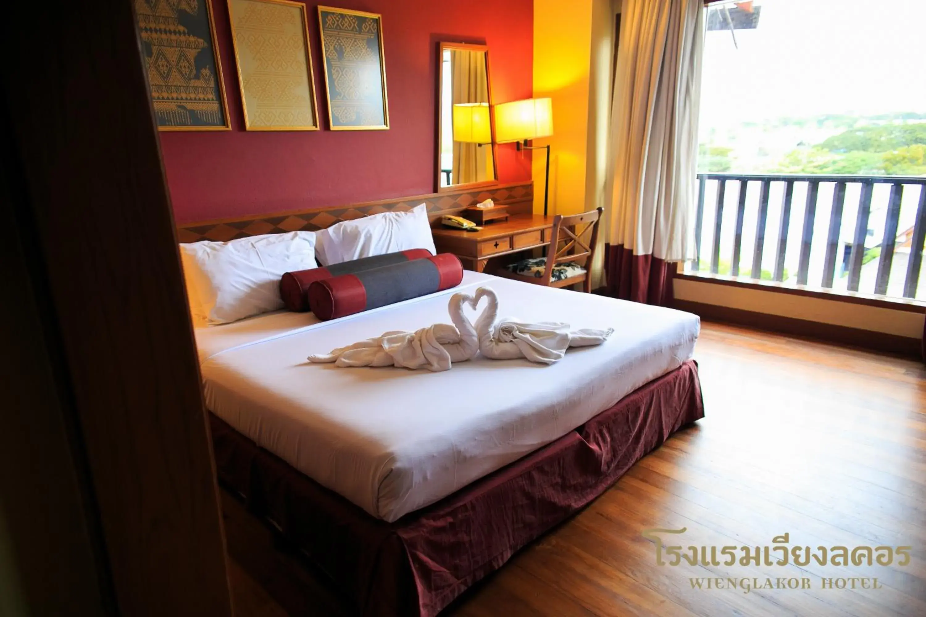 Bed in Wienglakor Hotel (SHA Extra Plus)