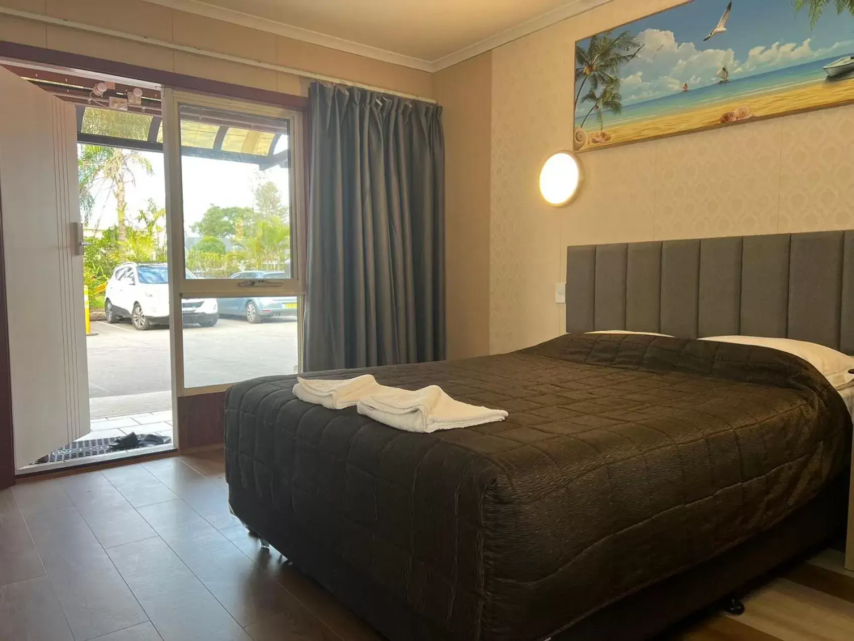 Bed in Central Jetty Motel