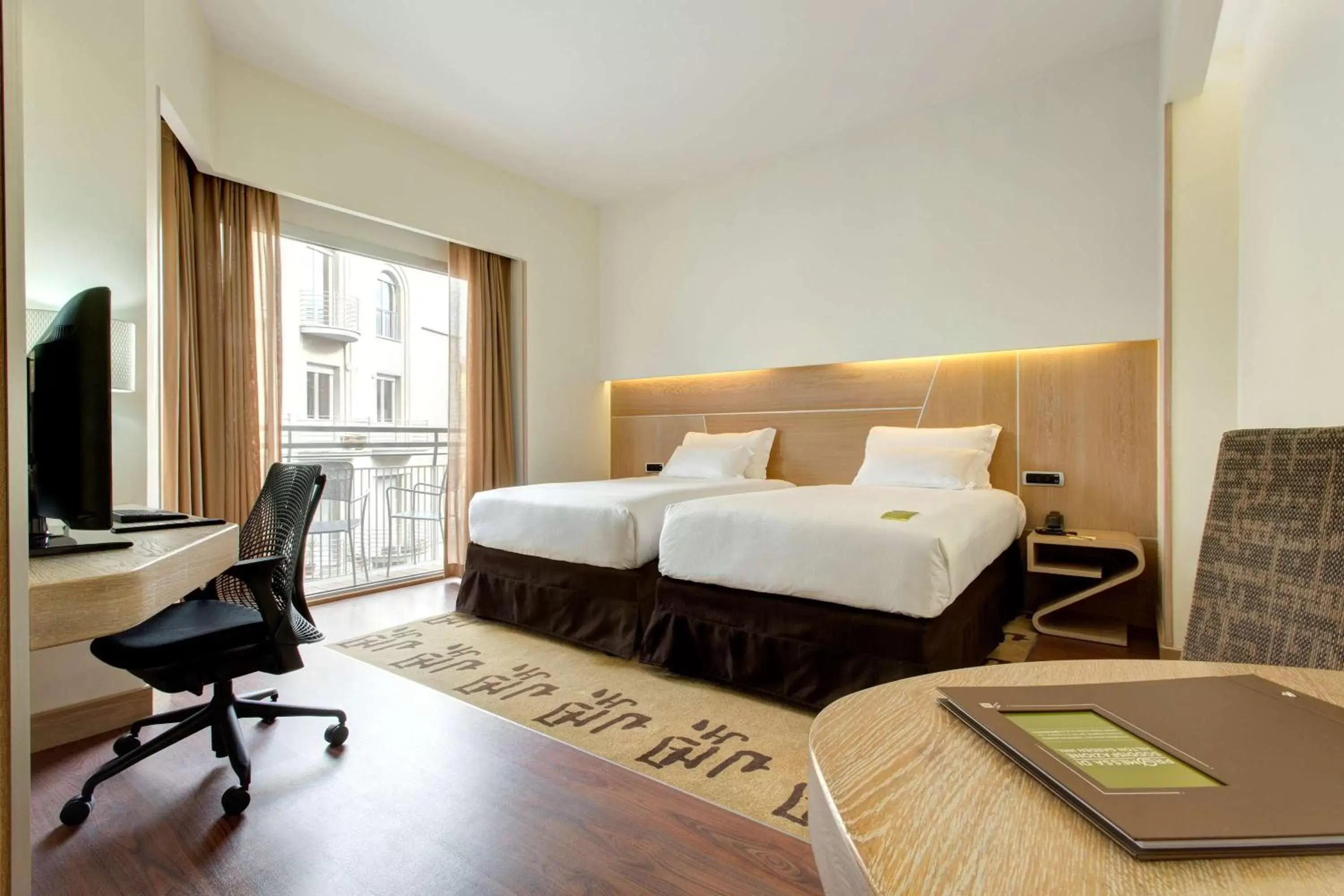 Bed in Hilton Garden Inn Rome Claridge
