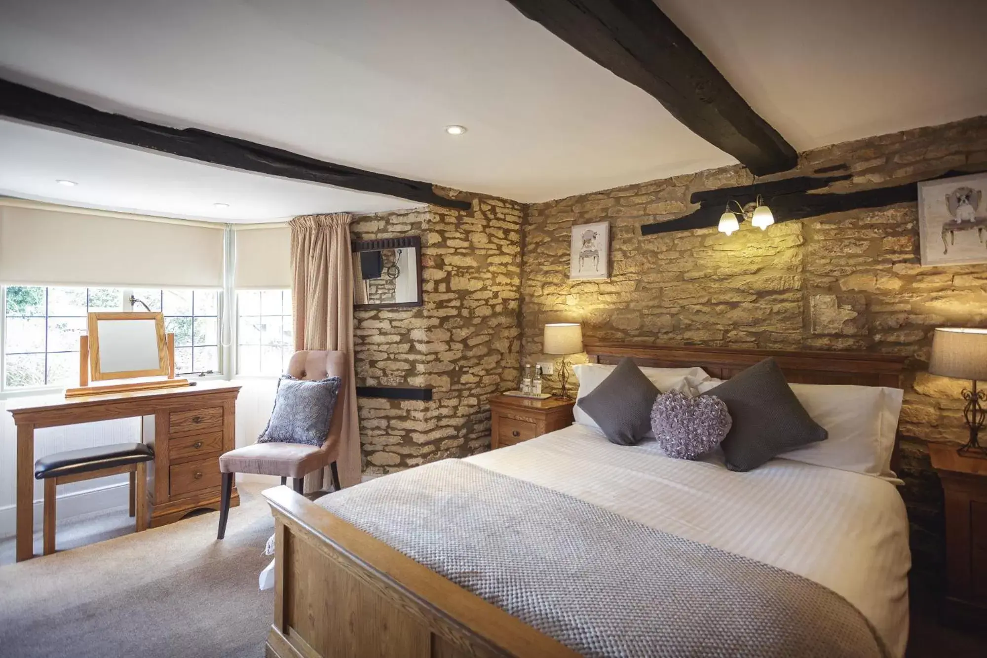 Bedroom, Bed in The Lamb Inn