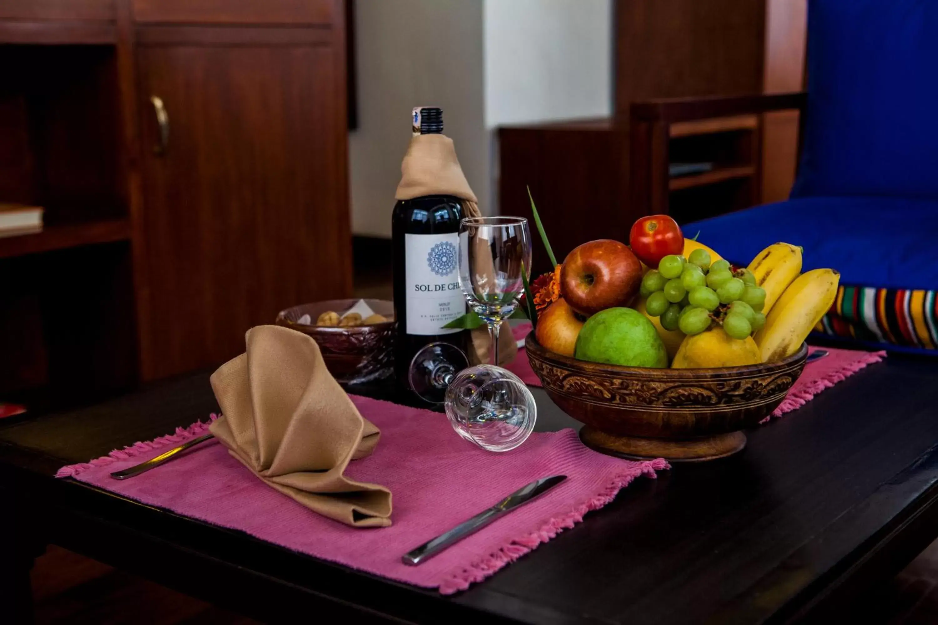 room service in Shambaling Boutique Hotel