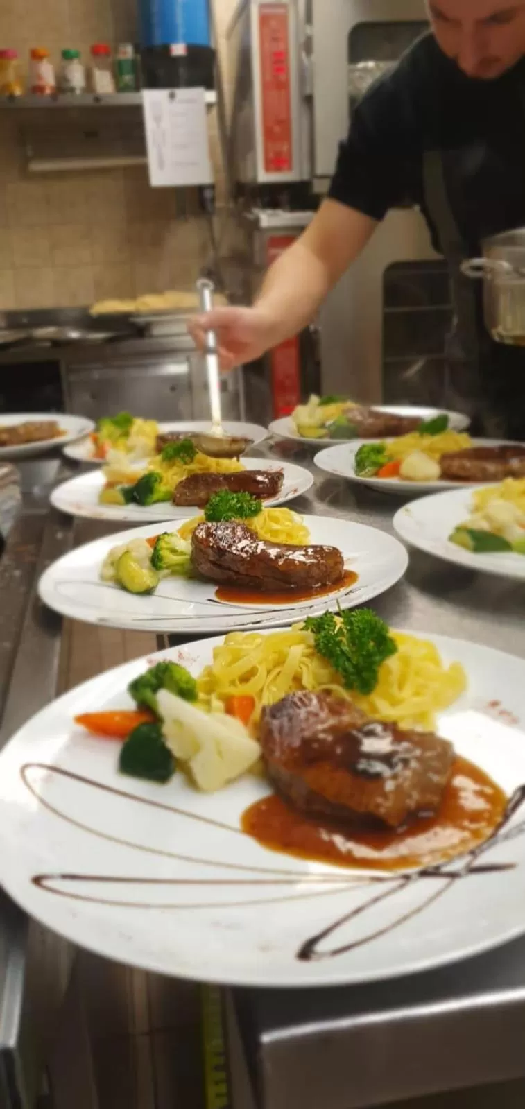 Food and drinks in Motelina