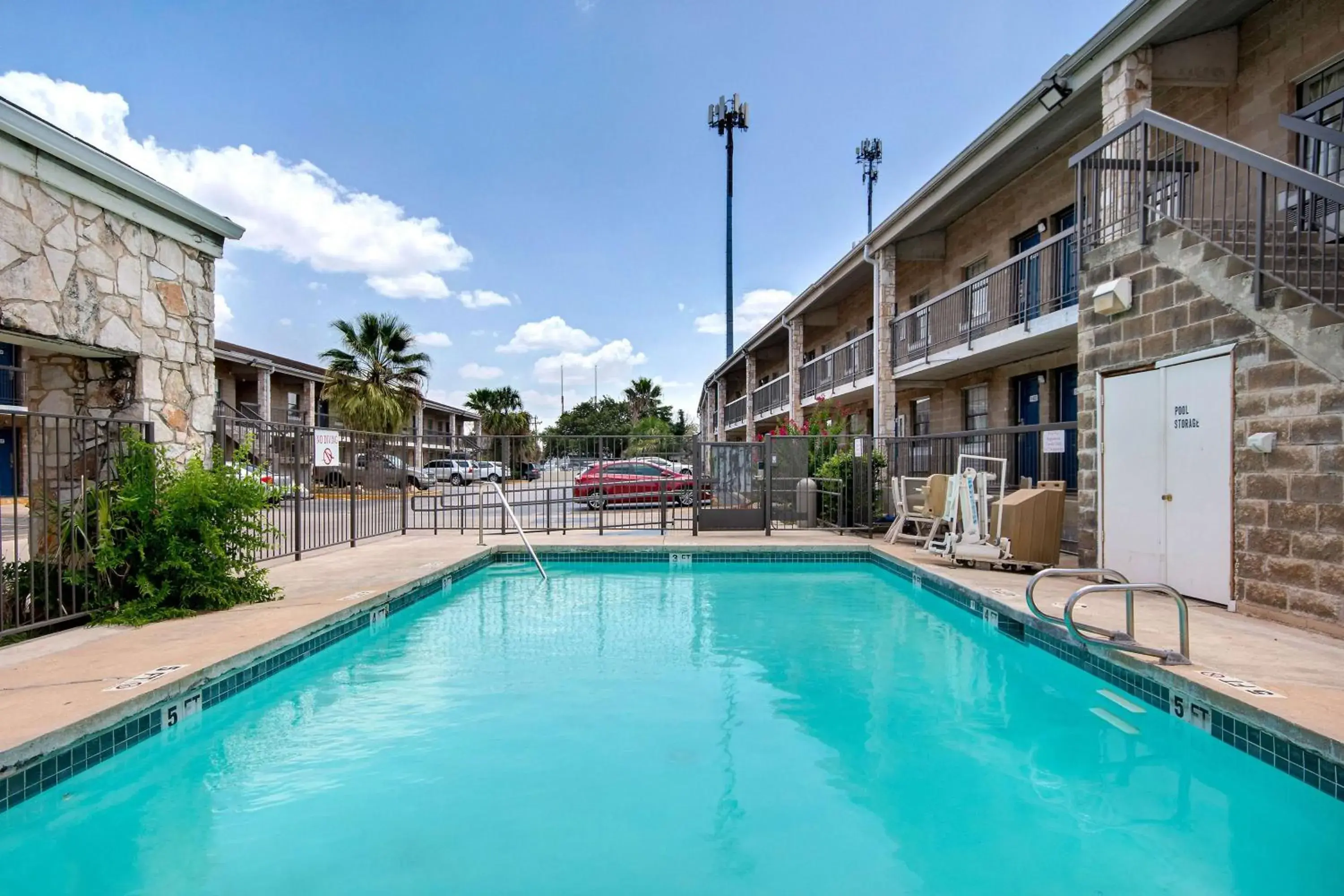 Pool view, Property Building in Motel 6-San Antonio, TX - Northwest Medical Center