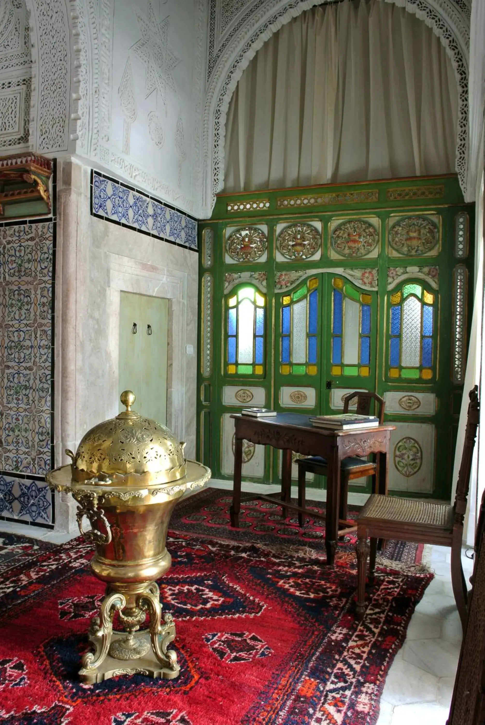 Decorative detail in Dar Ben Gacem