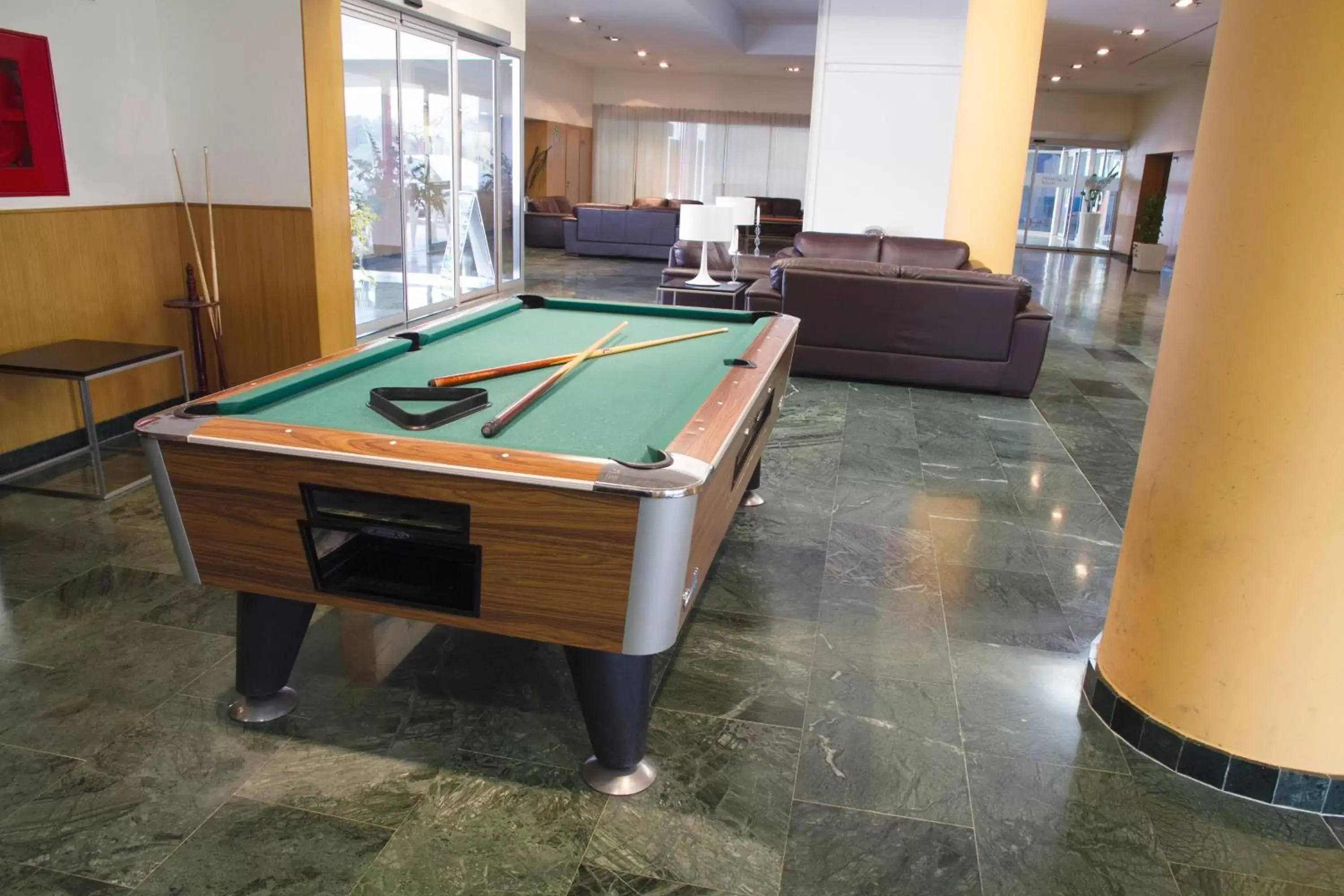 Billiards in La Estación