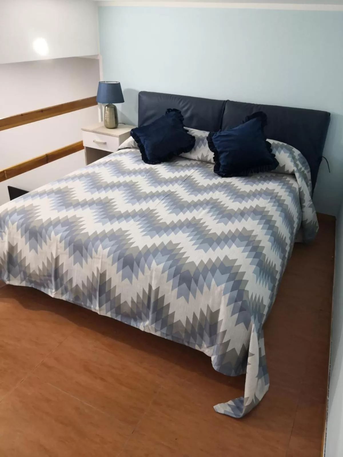 Property building, Bed in CARLINO Room's