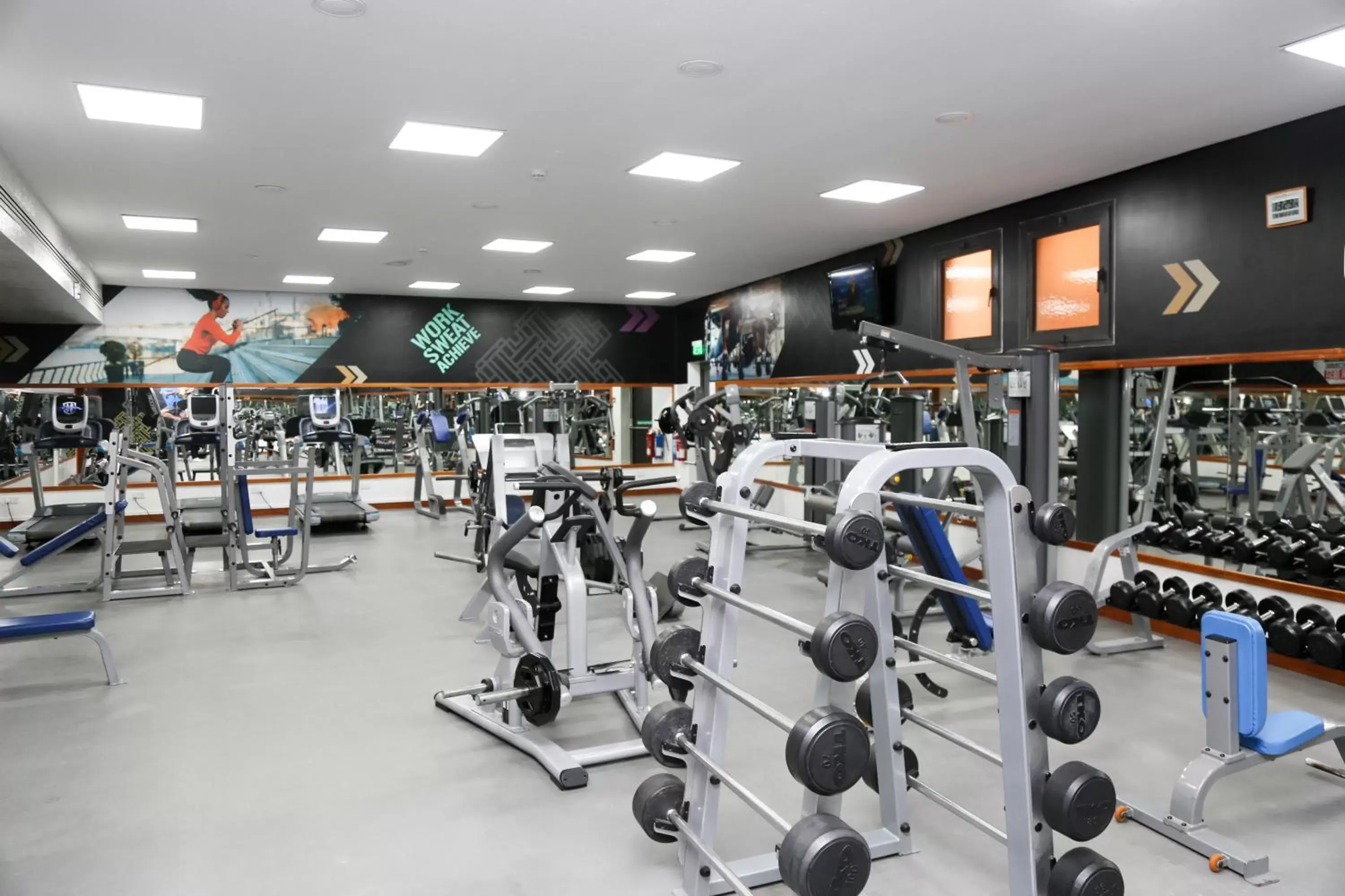 Spa and wellness centre/facilities, Fitness Center/Facilities in Crowne Plaza Bahrain, an IHG Hotel