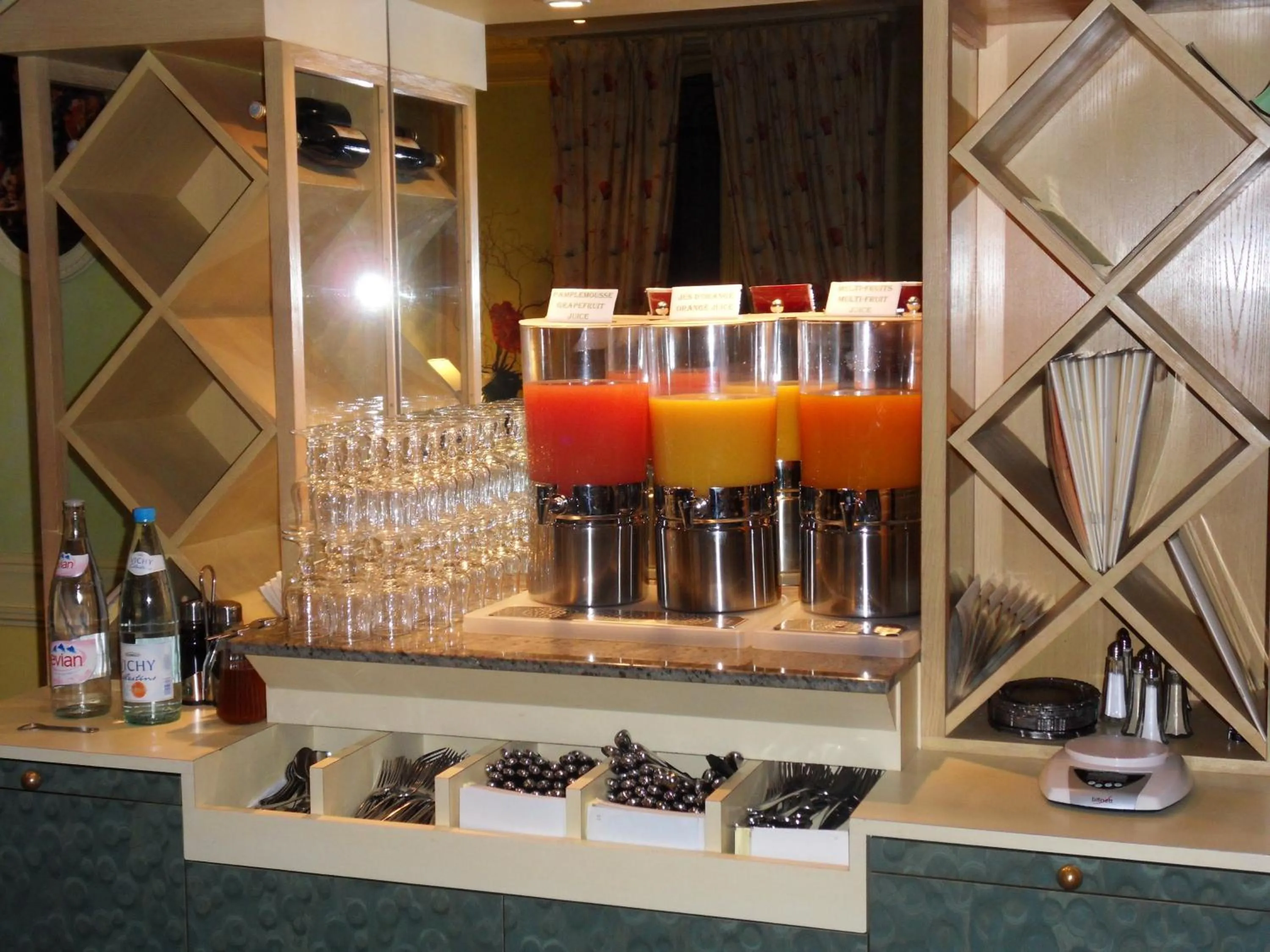 Food in Logis Le Midland