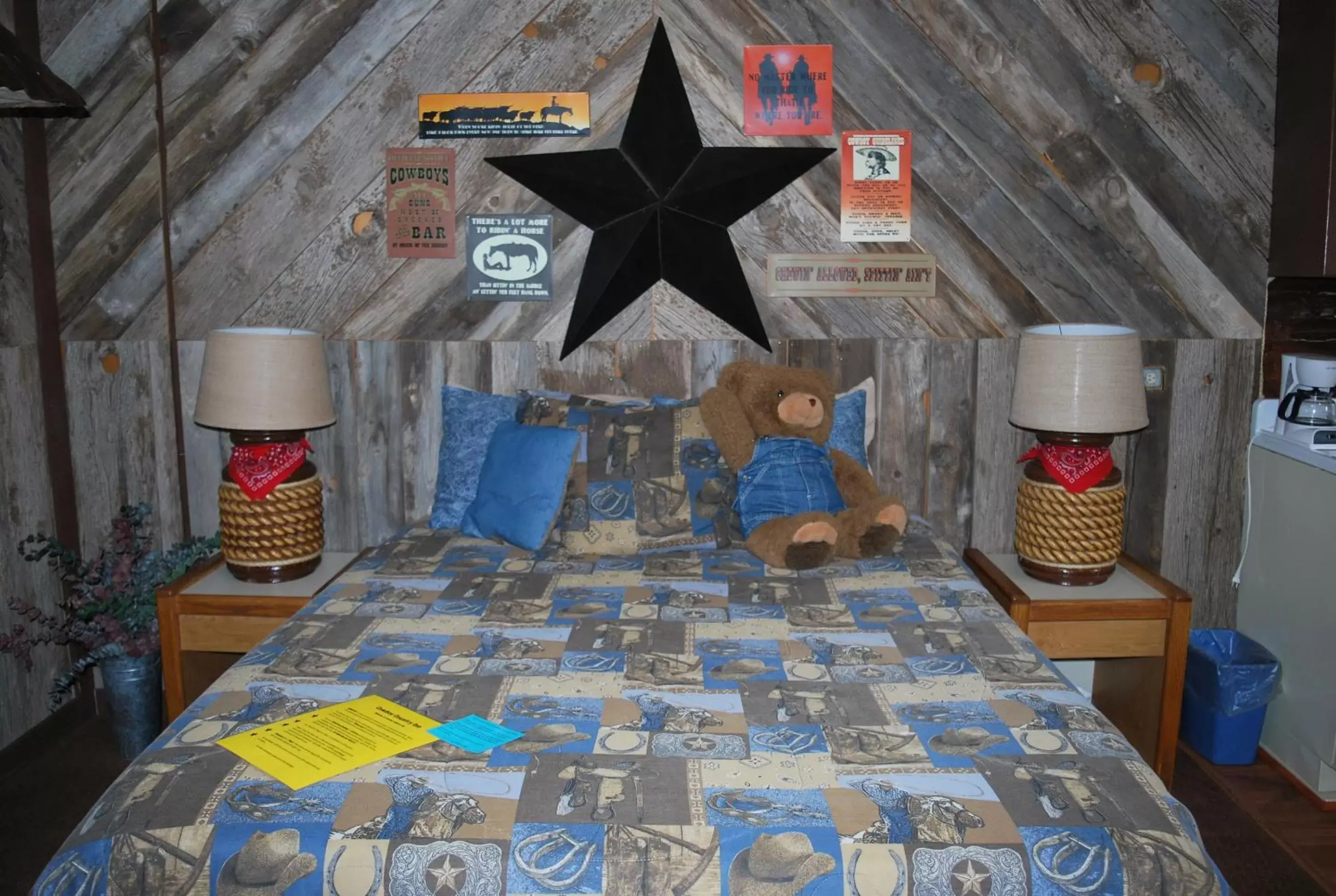 Two-Bedroom Suite in Cowboy Country Inn Two-Bedroom Suite in Cowboy Country Inn