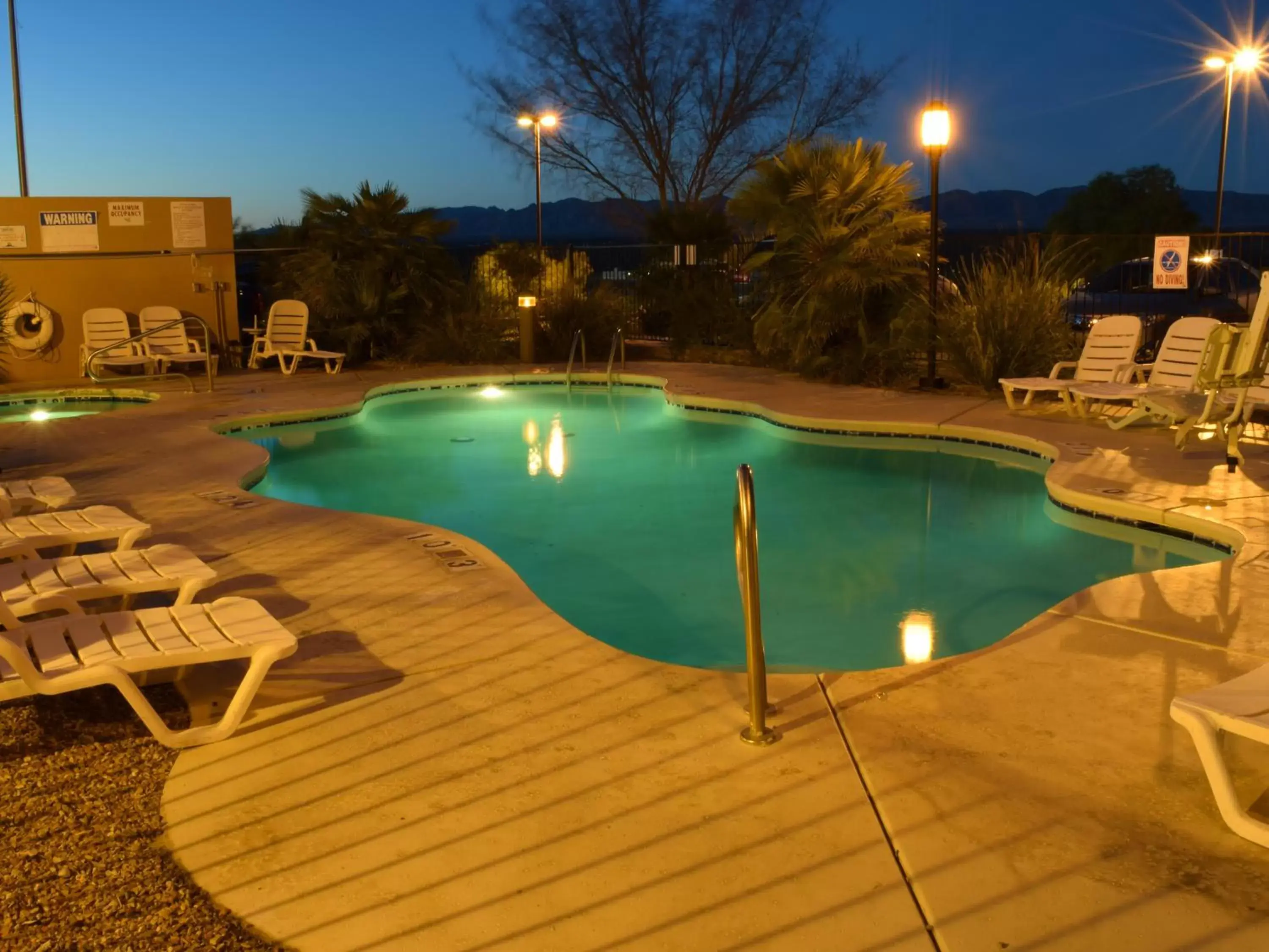 Night, Swimming Pool in The Tombstone Grand Hotel