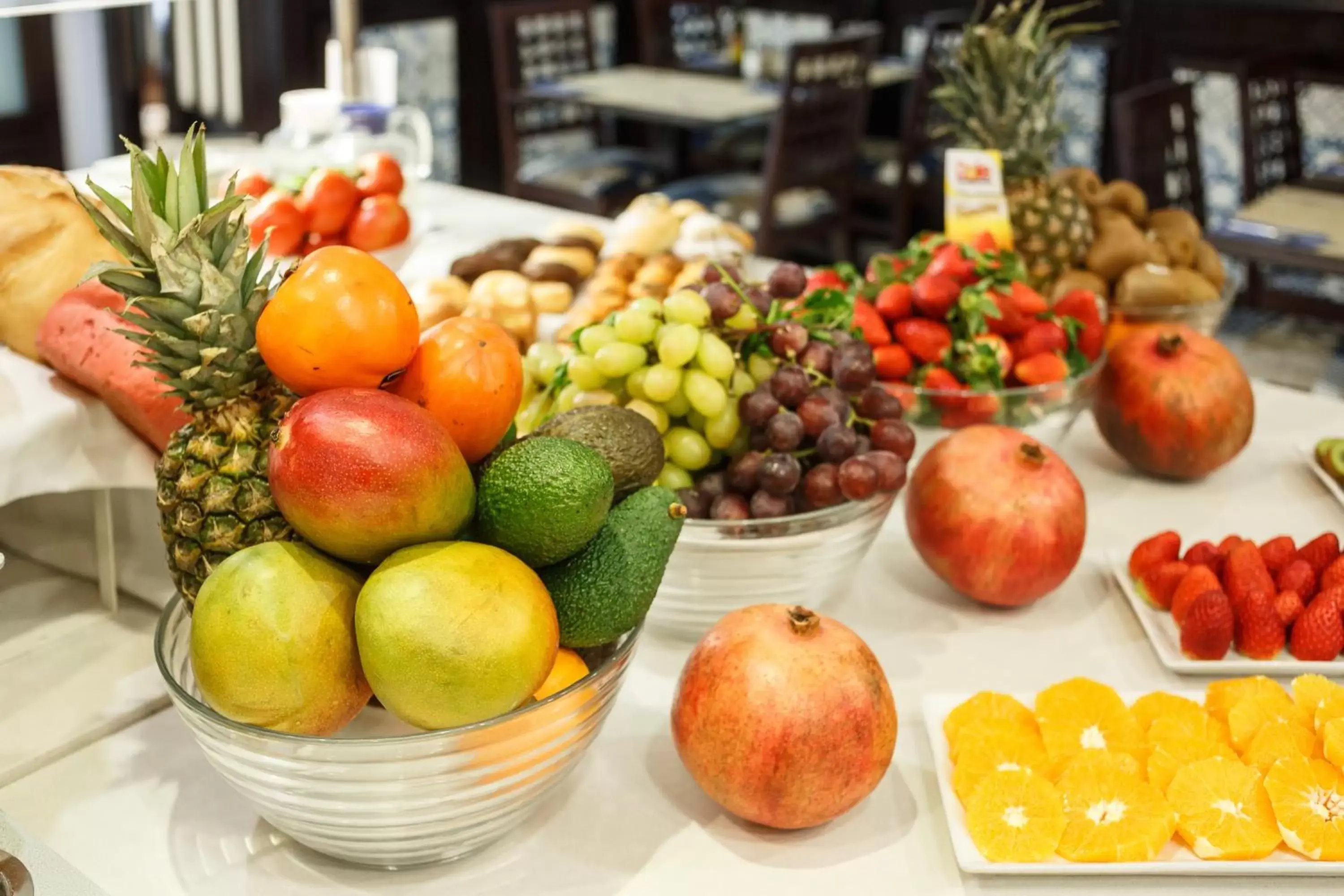 Buffet breakfast in Hotel Comfort Dauro 2