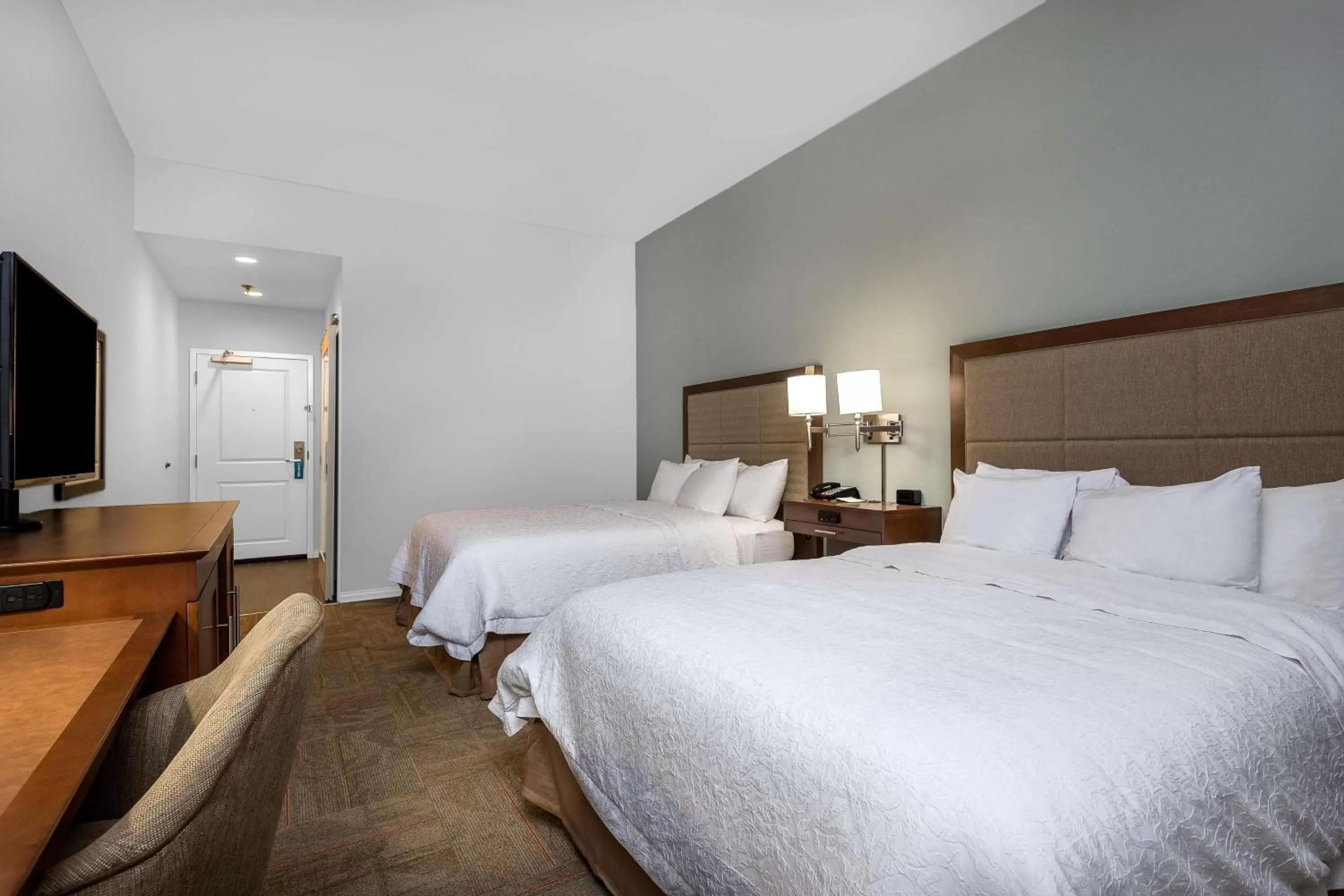 Bed in Hampton Inn & Suites Florence Center