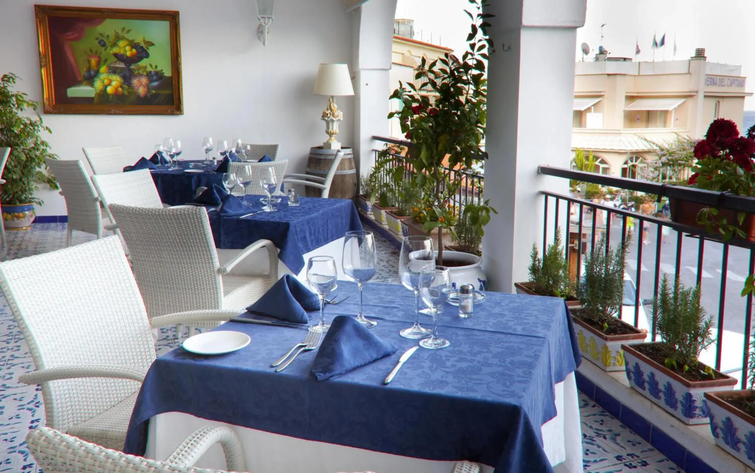 Restaurant/Places to Eat in Punta Campanella Resort & Spa