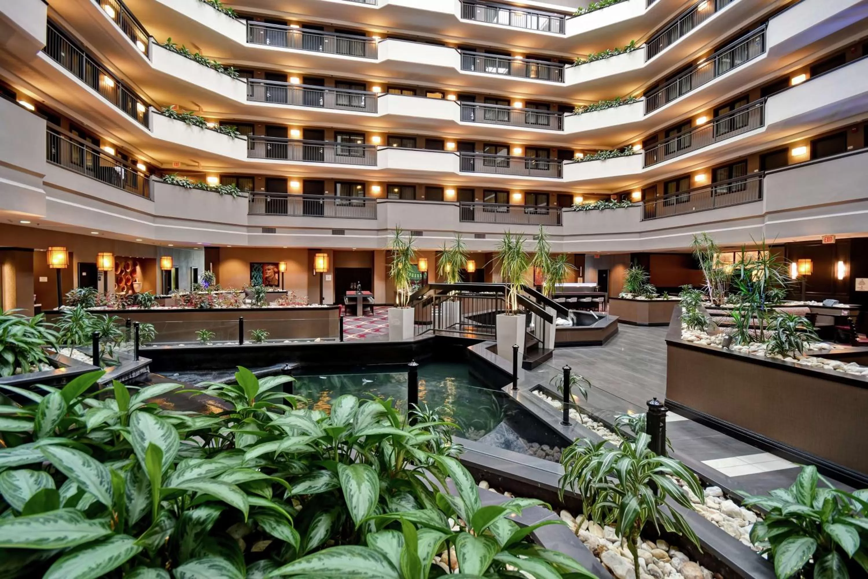 Lobby or reception in Embassy Suites by Hilton Dulles Airport