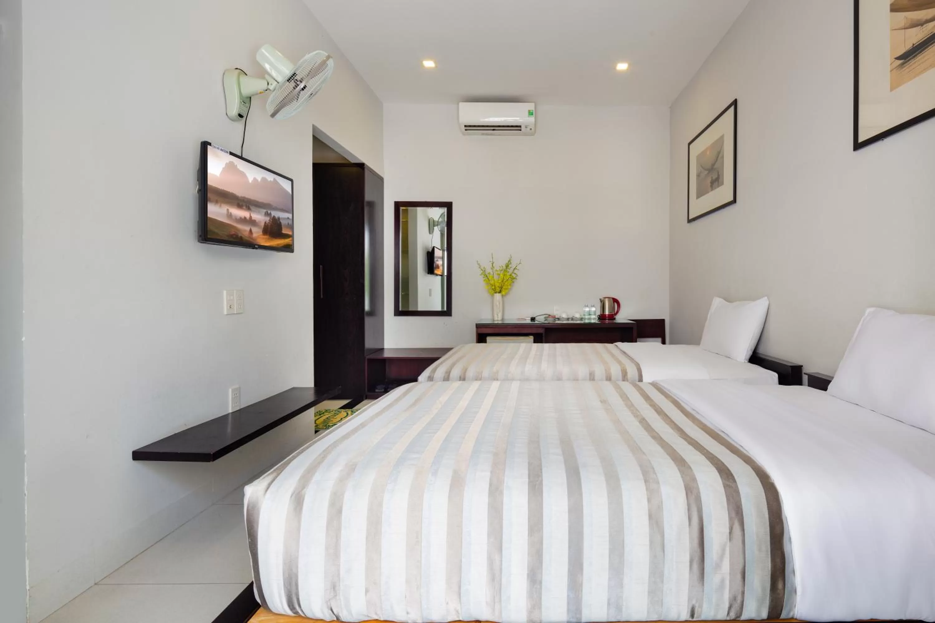 Bedroom, Bed in La Paloma Villa