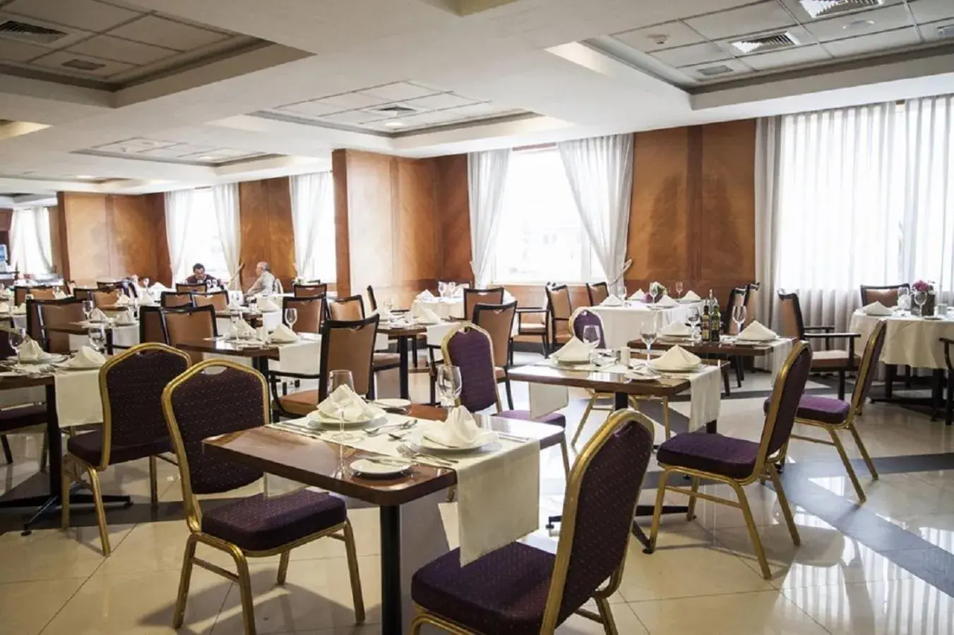 Restaurant/Places to Eat in Hotel Diego de Almagro Valparaíso