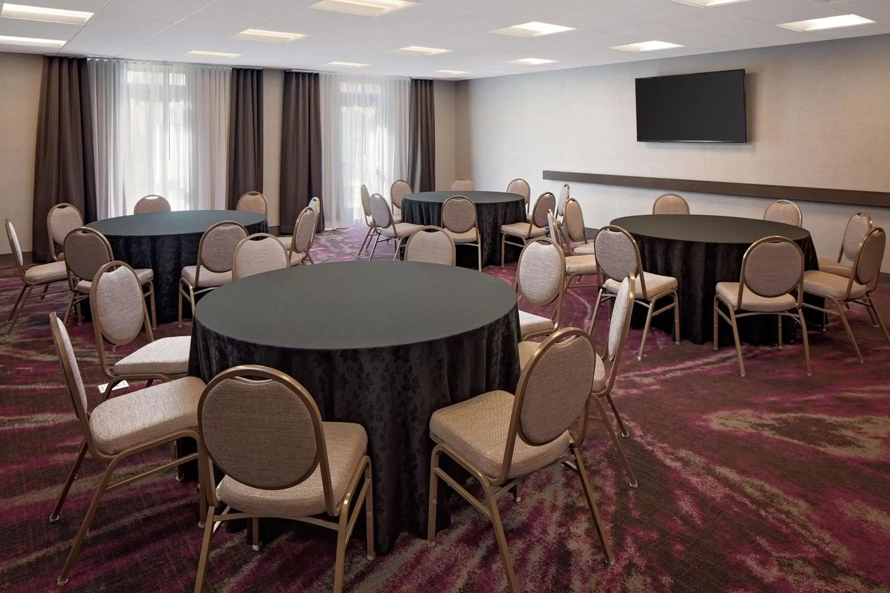 Meeting/conference room in Homewood Suites By Hilton Ronkonkoma
