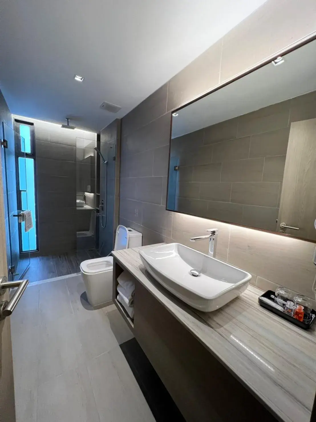 Shower, Bathroom in Fifth Jomtien Pattaya