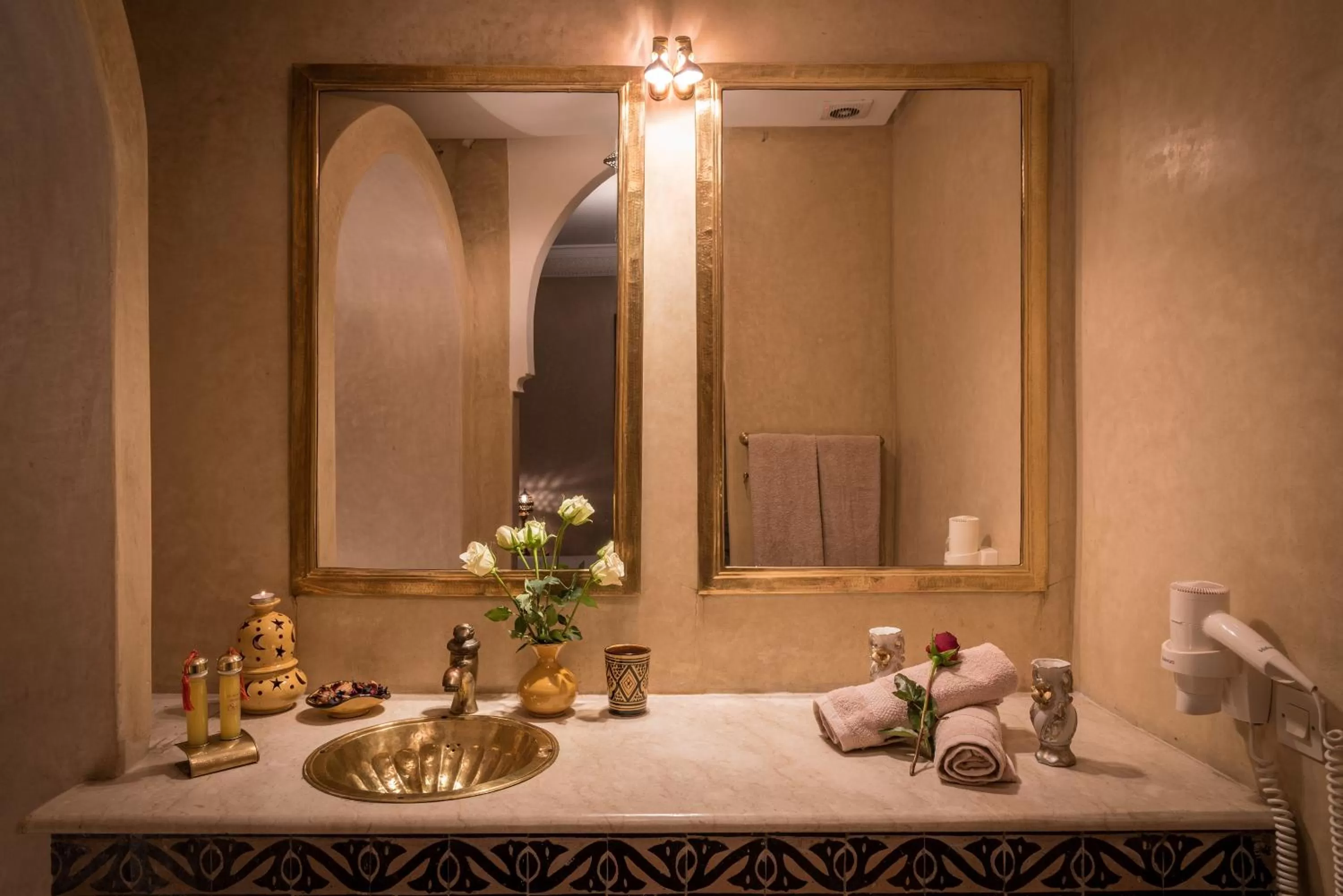 Shower in Riad Dar Attika