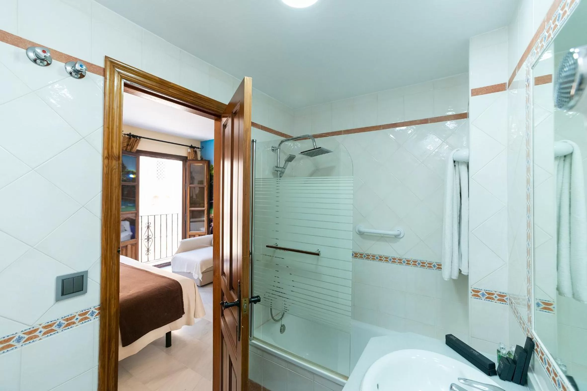 Bathroom in Hotel Casa Museo de la Mezquita