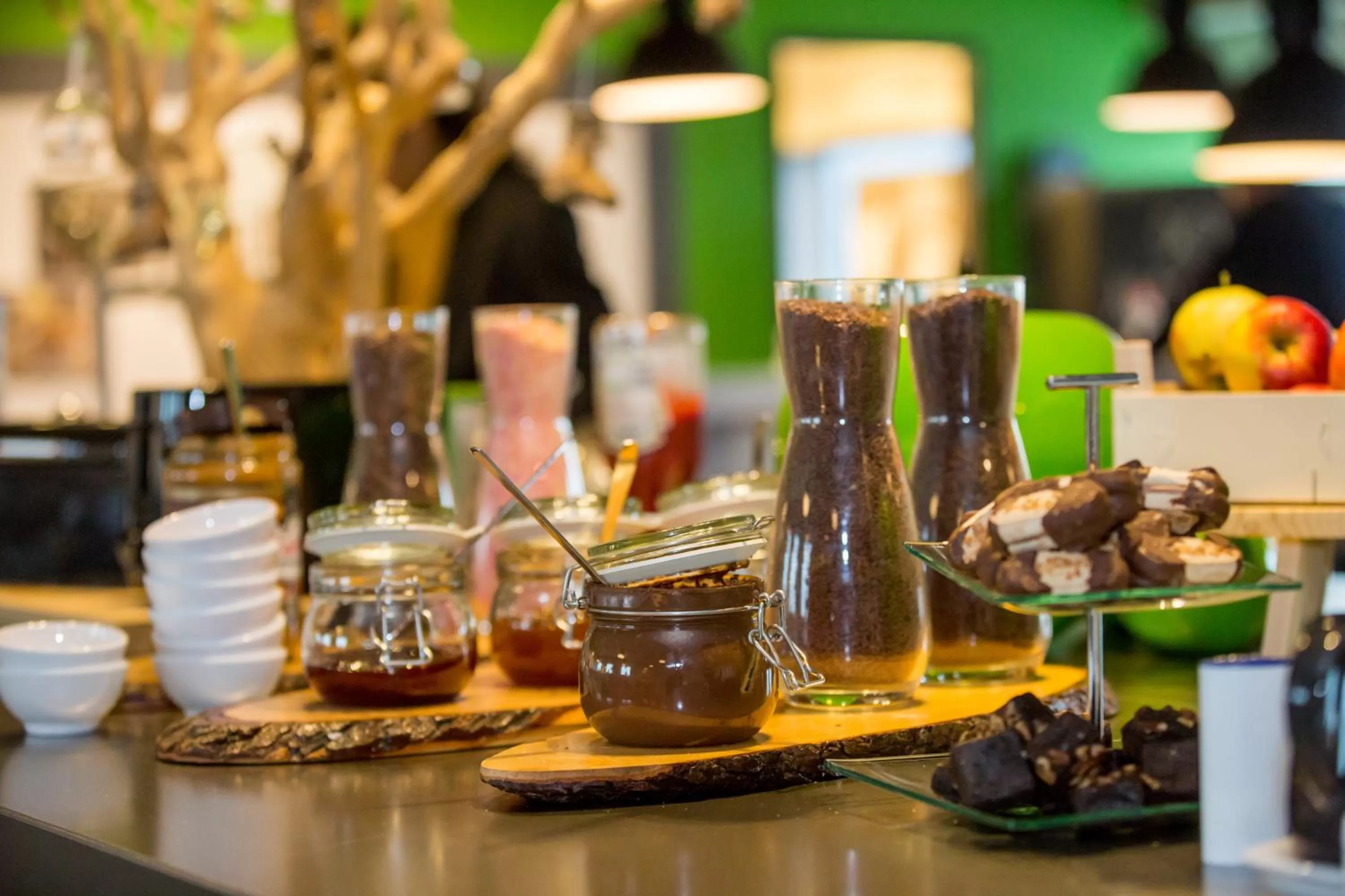 Buffet breakfast in Tulip Inn Eindhoven Airport