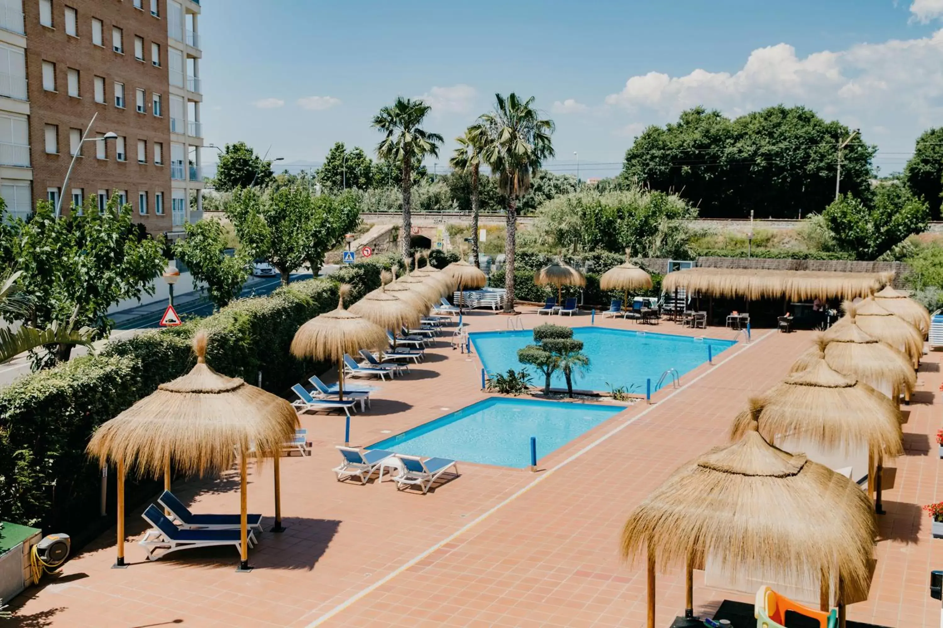 Swimming pool in Sol Port Cambrils Hotel