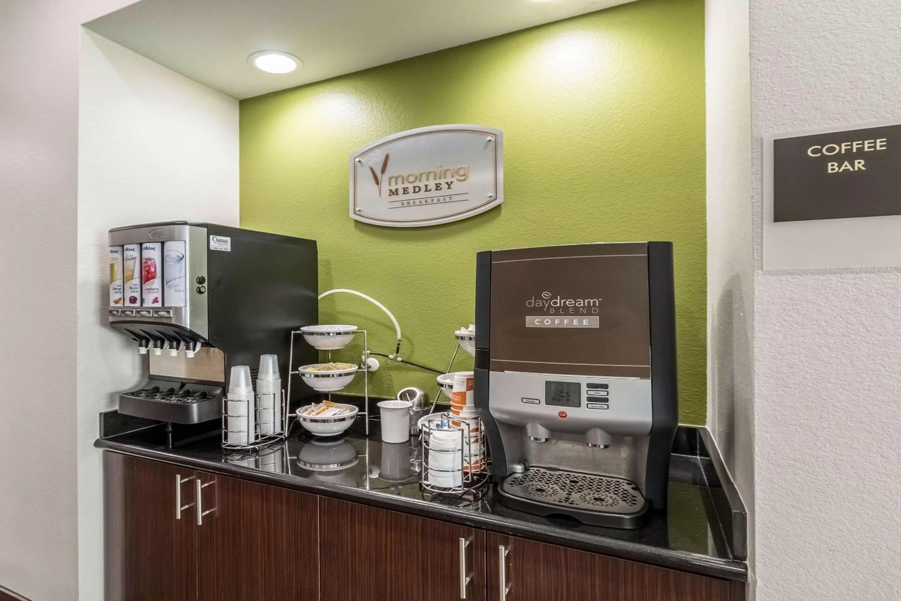 Restaurant/places to eat in Sleep Inn & Suites College Station near University