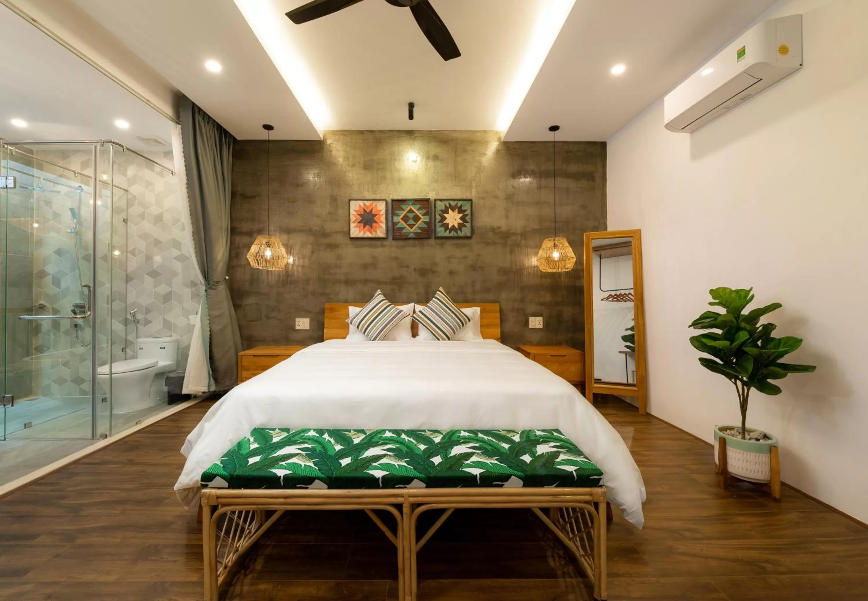 Photo of the whole room, Bed in Paddy Boutique House Hoian