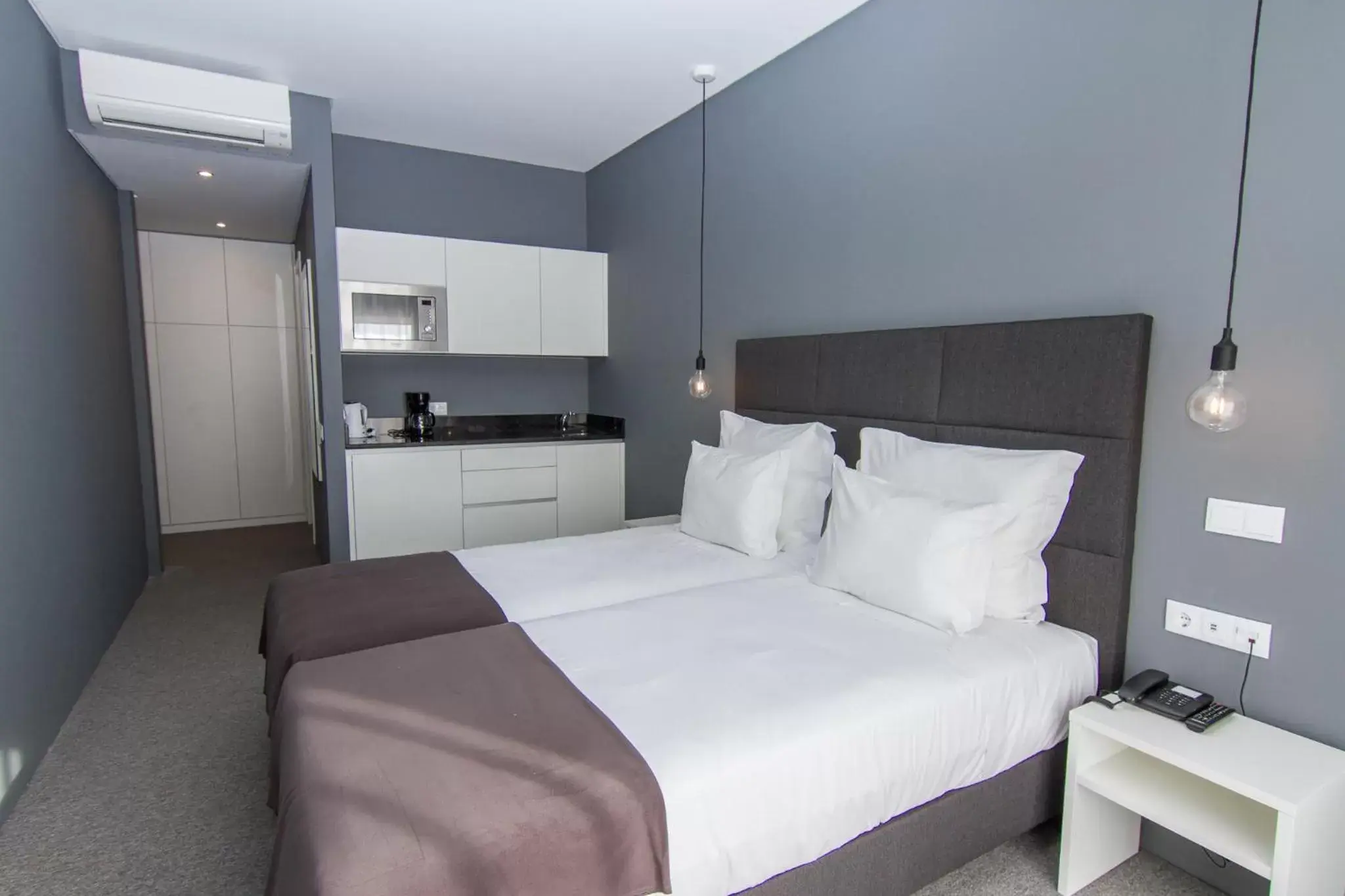 Bed in Pestana Gramacho Residences