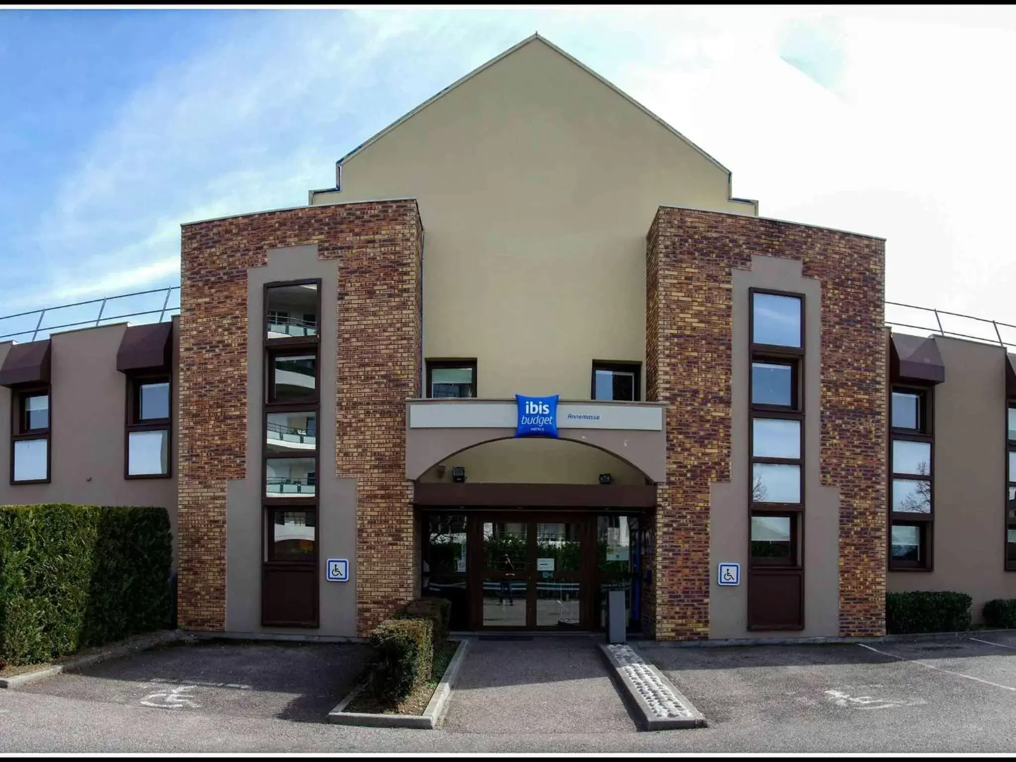 Property Building in ibis budget Annemasse Geneve